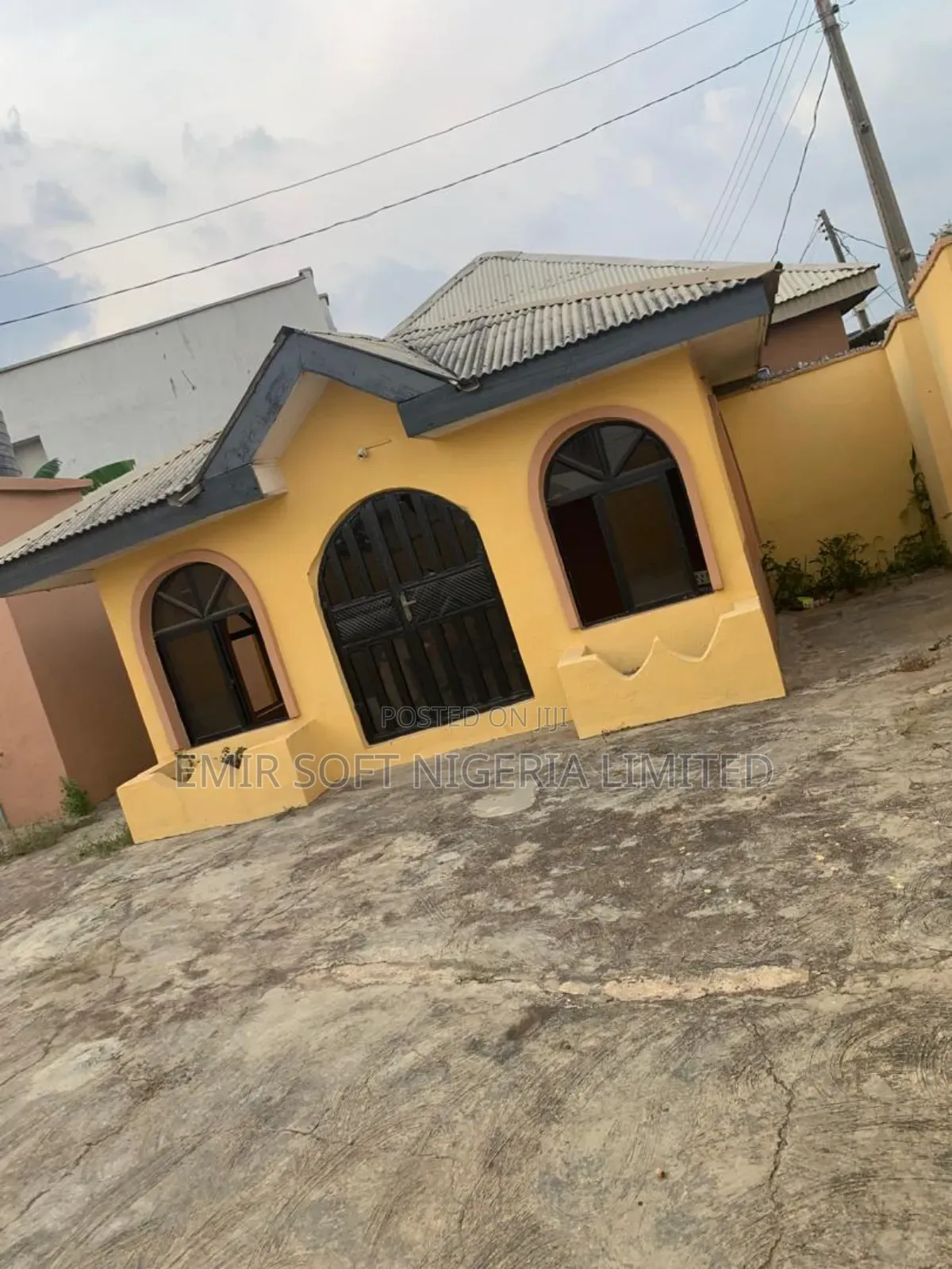 4bdrm Bungalow in Unity Gated Estate, Akala Express for sale in Akala Express
