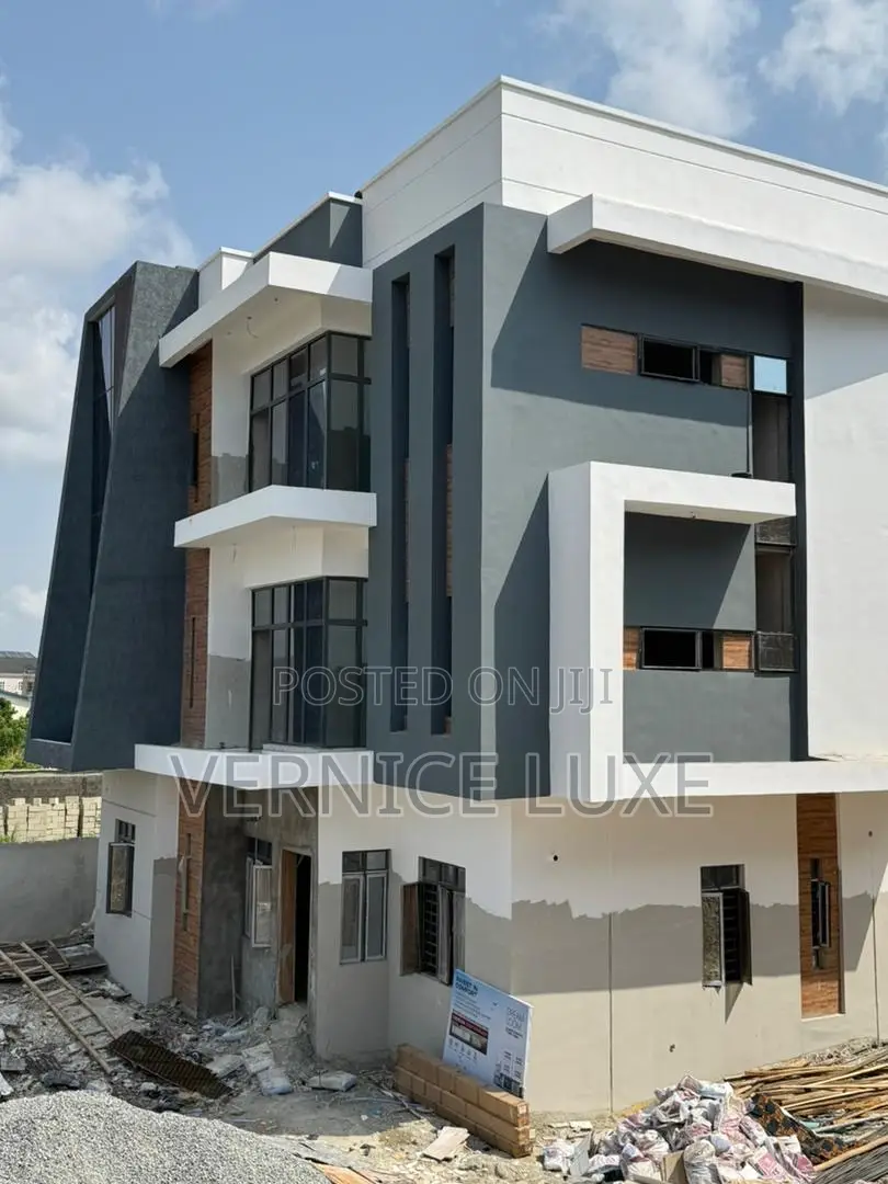 3bdrm Block of Flats in Ajah, Abraham Adesanya Estate for sale in Abraham Adesanya Estate