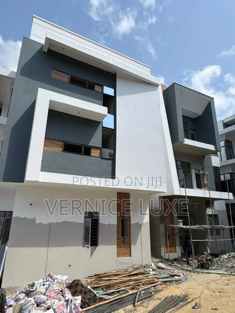 3bdrm Block of Flats in Ajah, Abraham Adesanya Estate for sale in Abraham Adesanya Estate