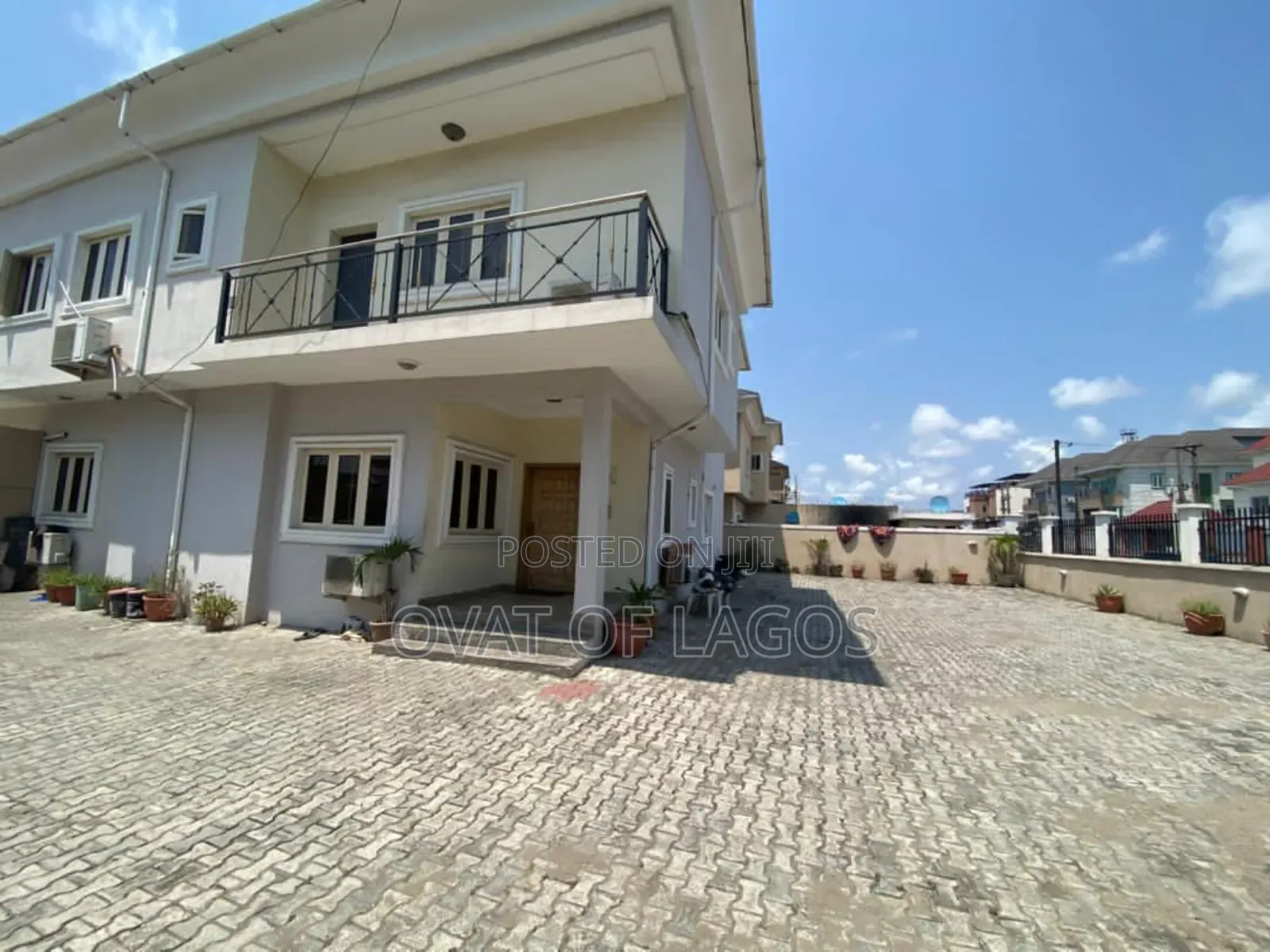 5bdrm Duplex in Lekki Phase 1 for rent in Lekki Phase 1