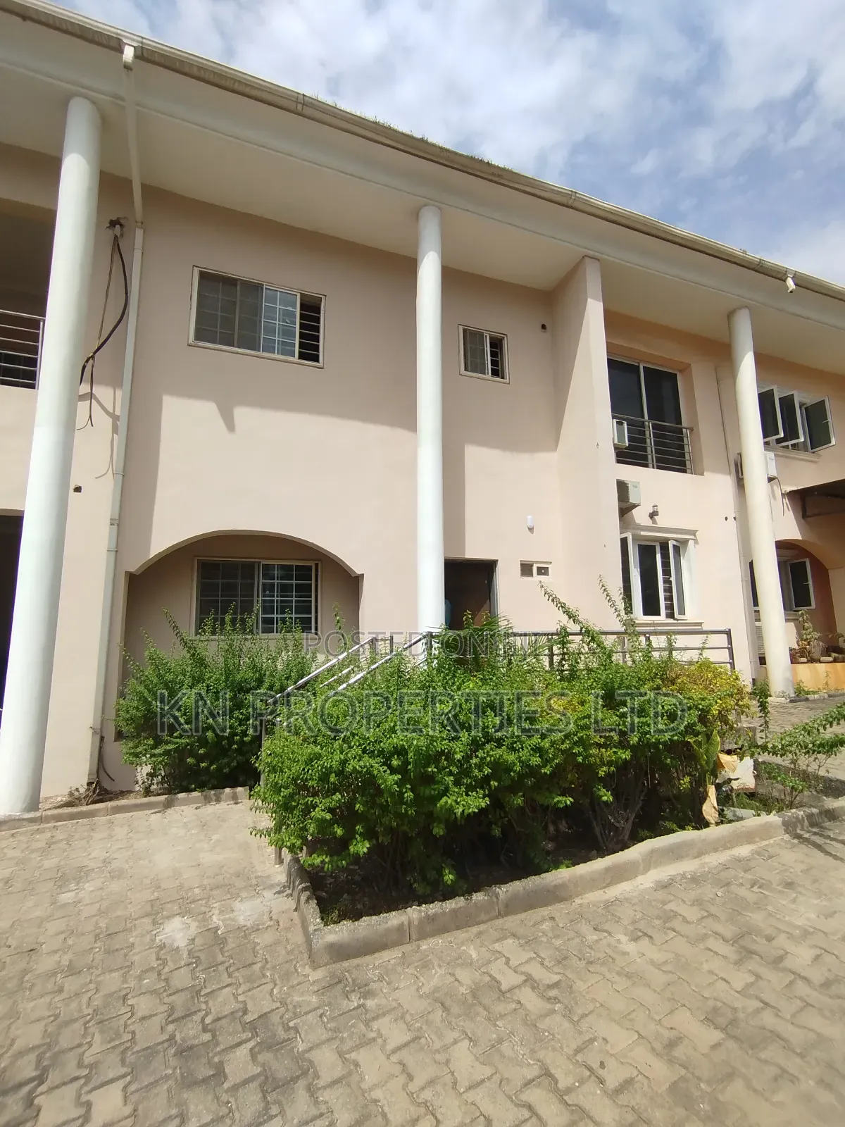 3bdrm Duplex in Apo District for rent in Apo District
