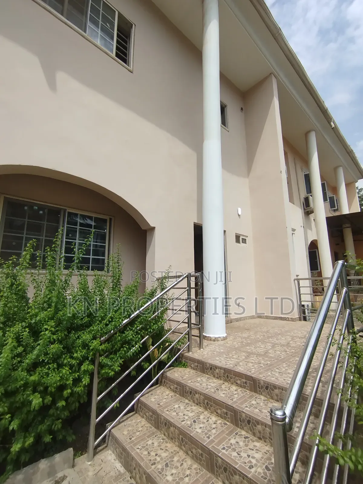 3bdrm Duplex in Apo District for rent in Apo District