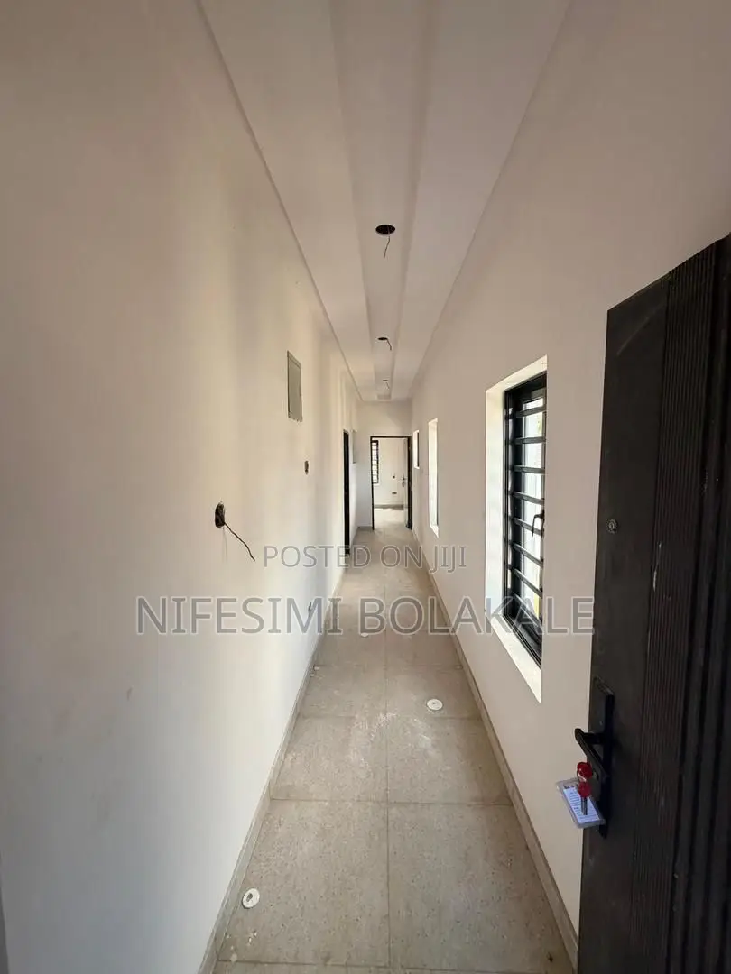 3bdrm Duplex in Kolapo Ishola Gra, for sale in Akobo