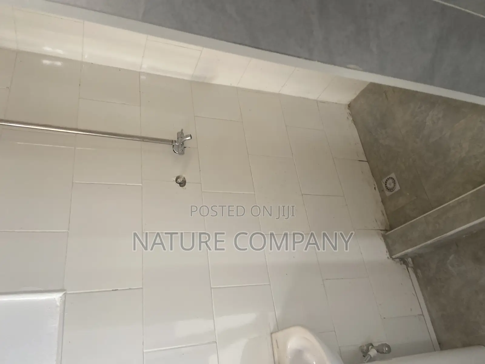 3bdrm Block of Flats in Olowora, Kosofe for rent in Kosofe