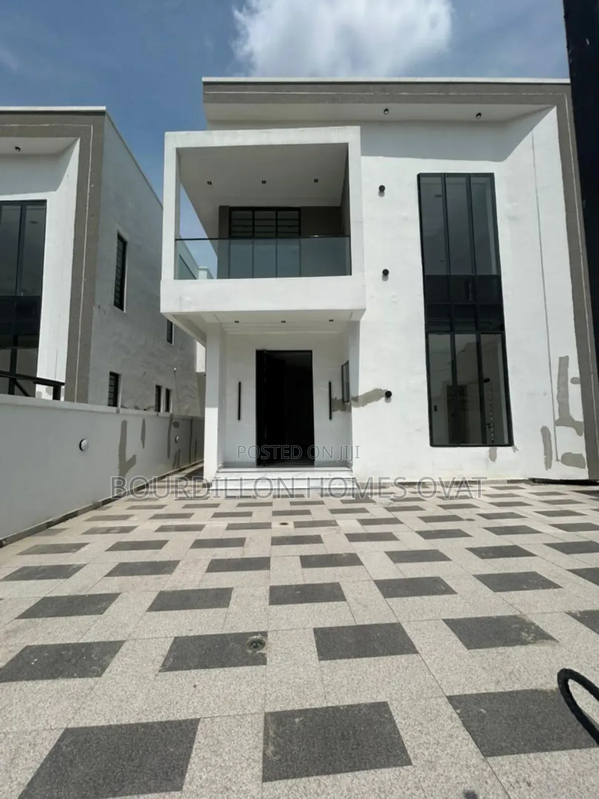 4bdrm Duplex in Lekki Palm City Ajah for sale in Ilaje / Lekki