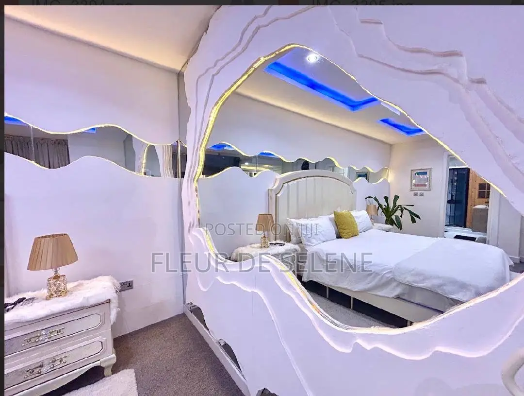 5 Bedroom Smart Airbnb in Osborne Foreshore Estate