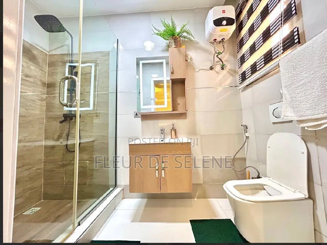 5 Bedroom Smart Airbnb in Osborne Foreshore Estate