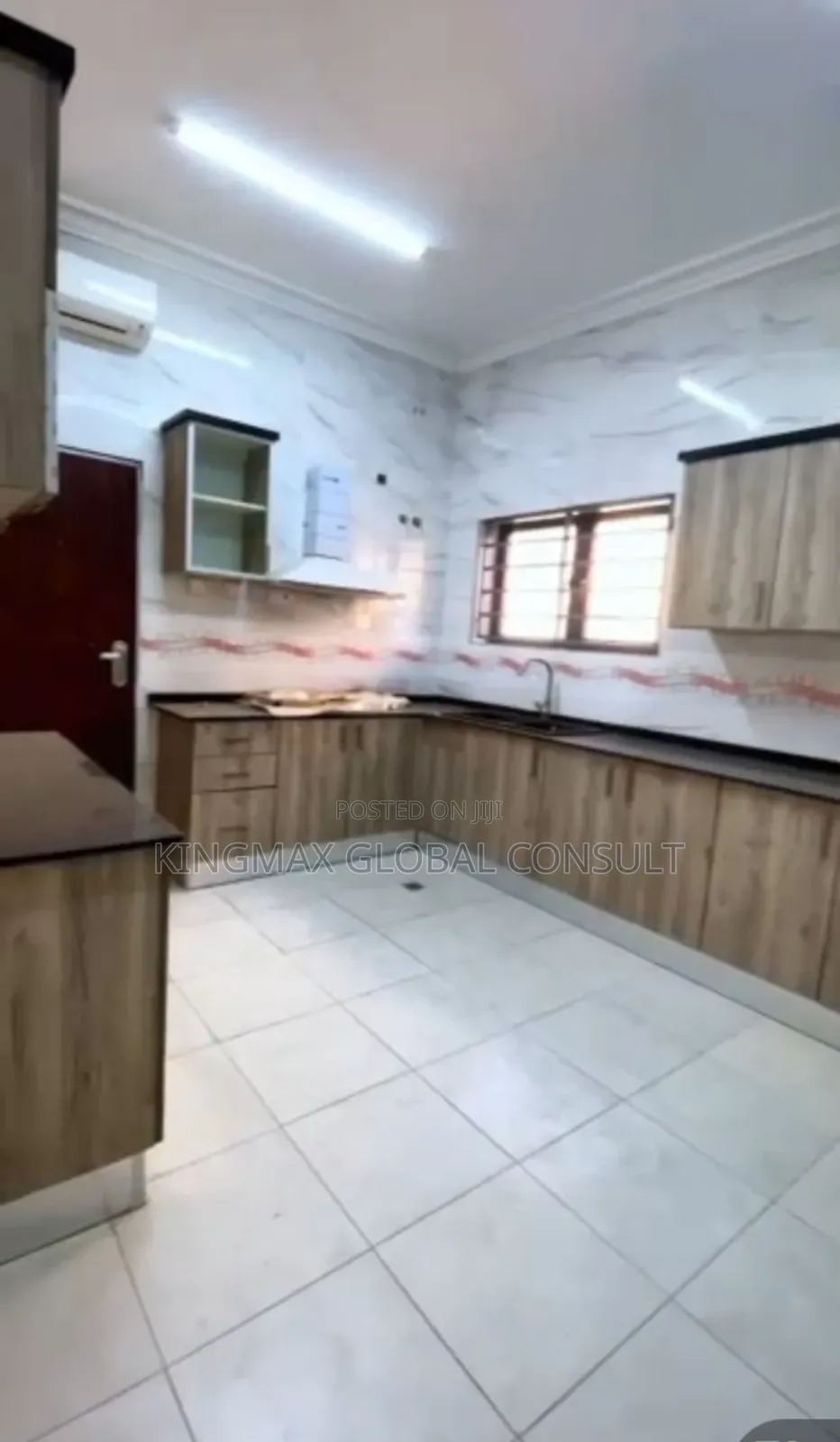 4bdrm Duplex in Asokoro Main Abuja for sale in Asokoro