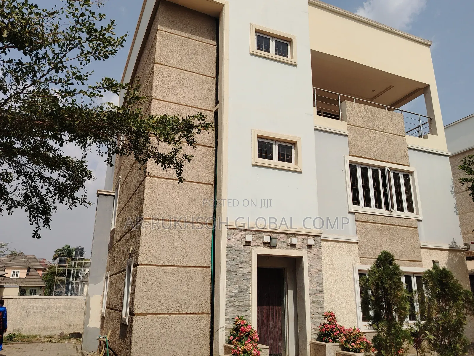 4bdrm Duplex in Brains And Hammers, Apo Resettlement for sale in Apo Resettlement