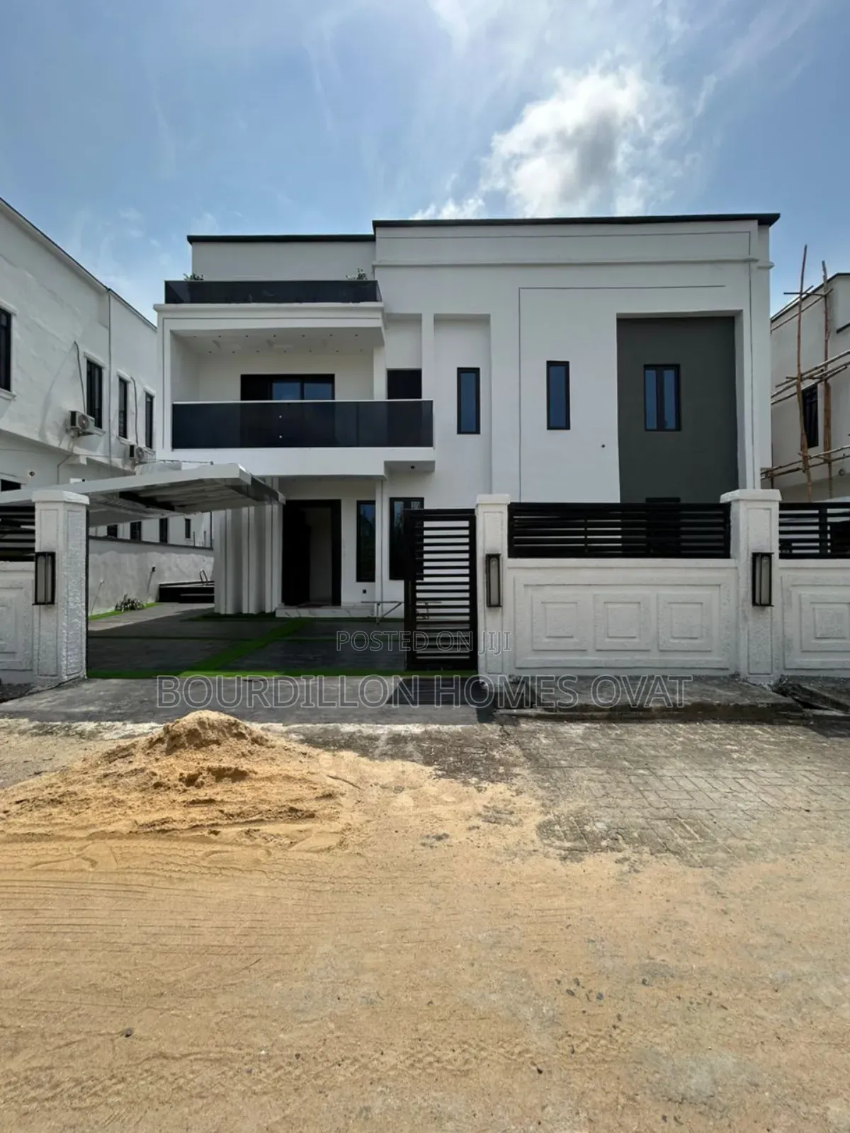 4bdrm Duplex in Lekki Palm City for sale in Ilaje / Lekki