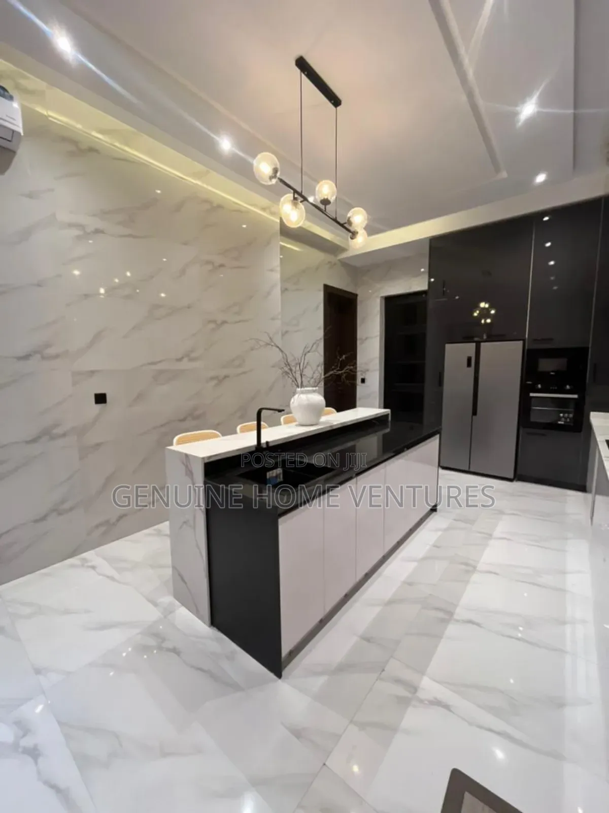 Furnished 5bdrm Duplex in Megabound, Ikota for rent in Ikota
