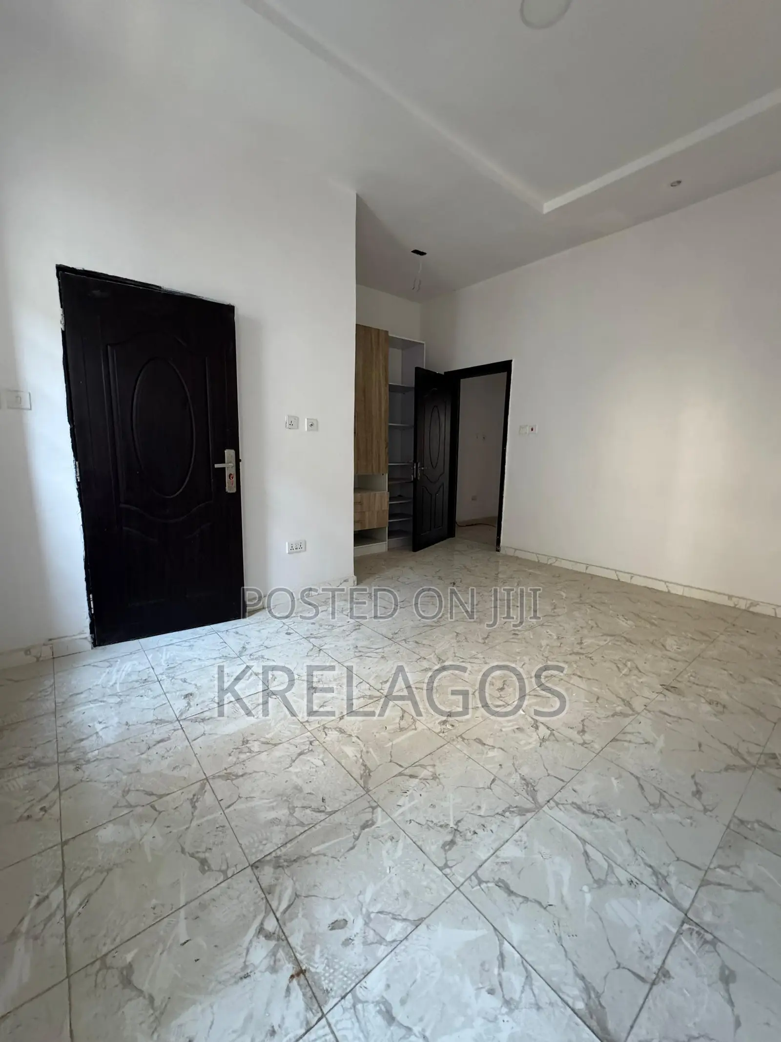 3bdrm Duplex in Ikota for sale in Ikota