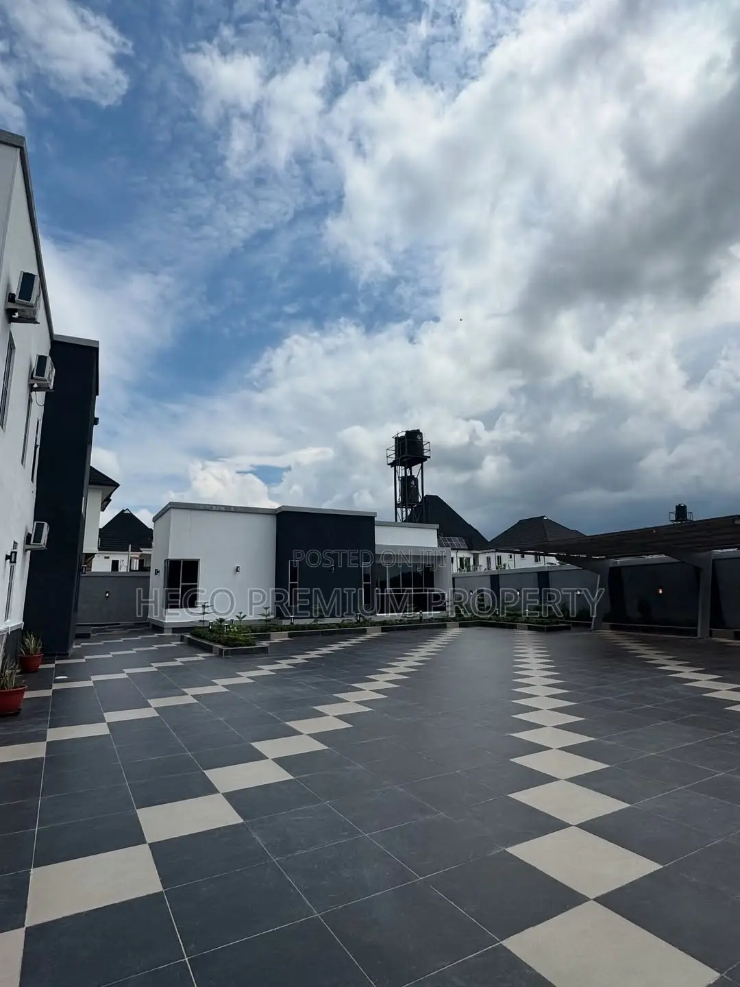 5bdrm Duplex in Cedarwood Garden, Rukpokwu for sale in Rukpokwu