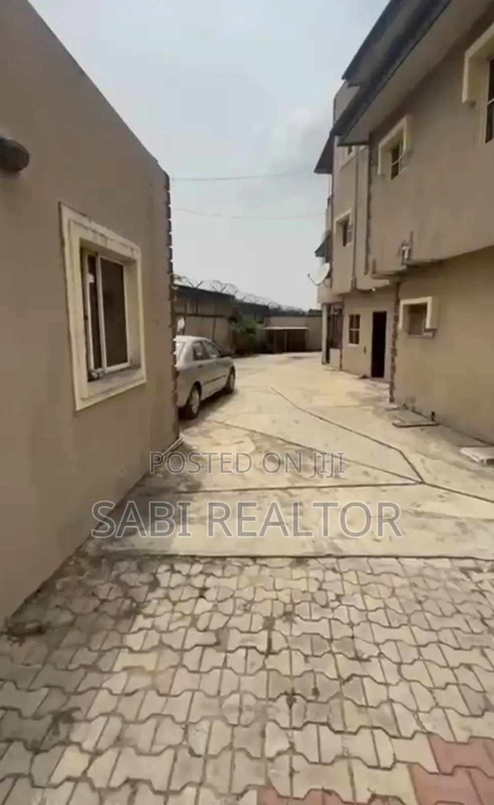 Furnished 3bdrm Block of Flats in Onipetesi Estate, Mangoro for sale in Mangoro