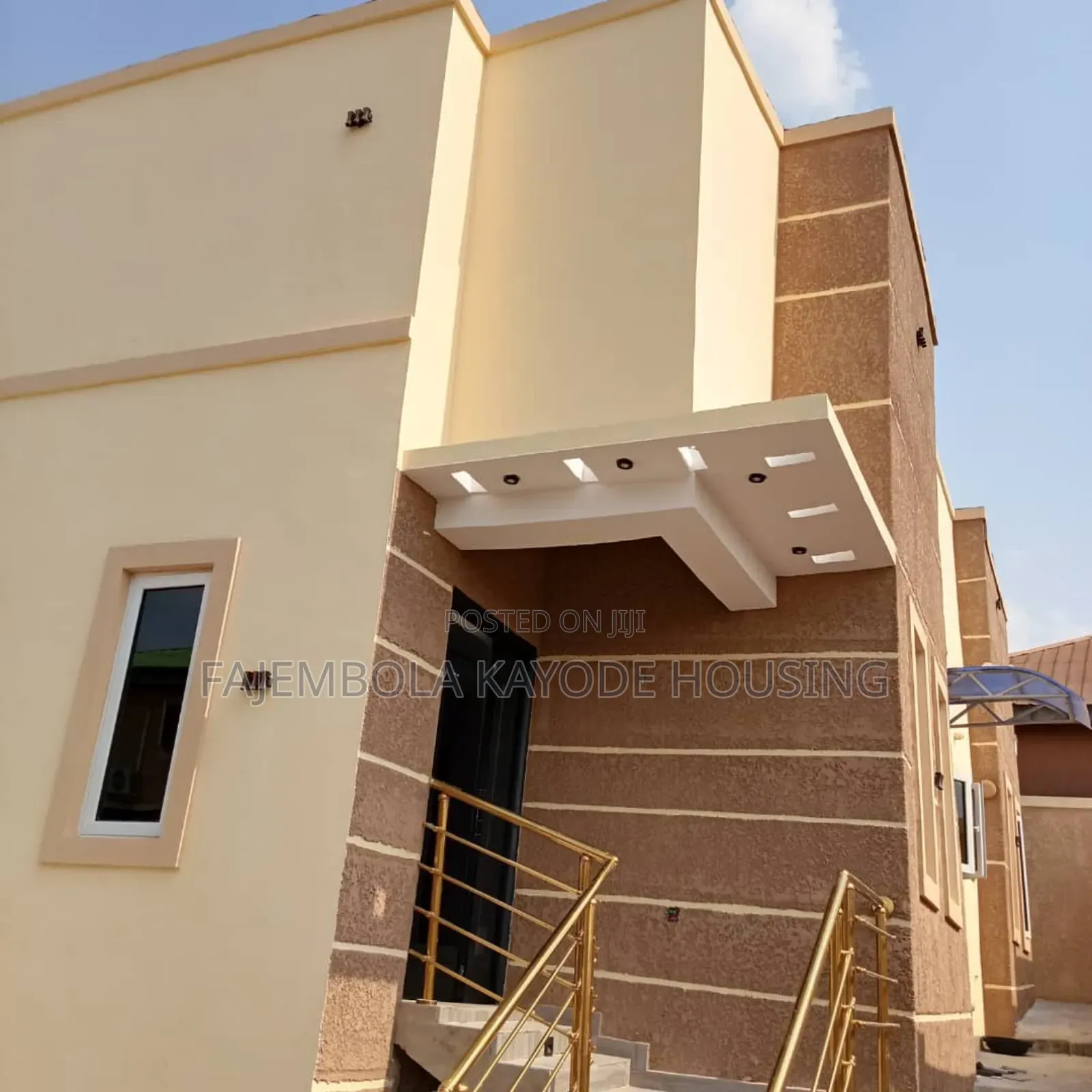 3bdrm Bungalow in Tobi Rentals, Eleyele for sale in Eleyele