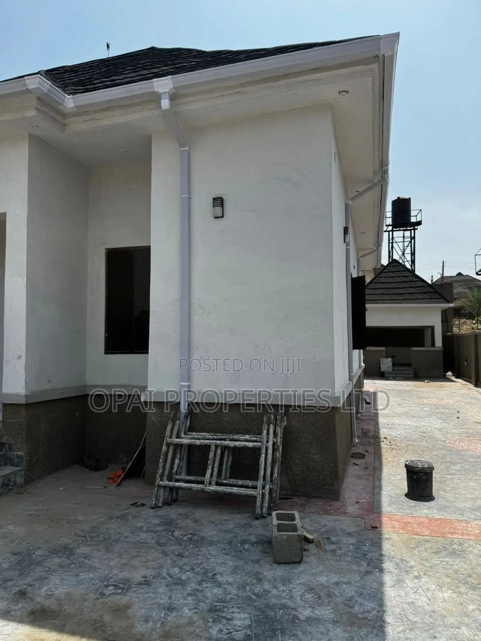 Furnished 5bdrm Bungalow in Efab Queens, Dape for sale in Dape