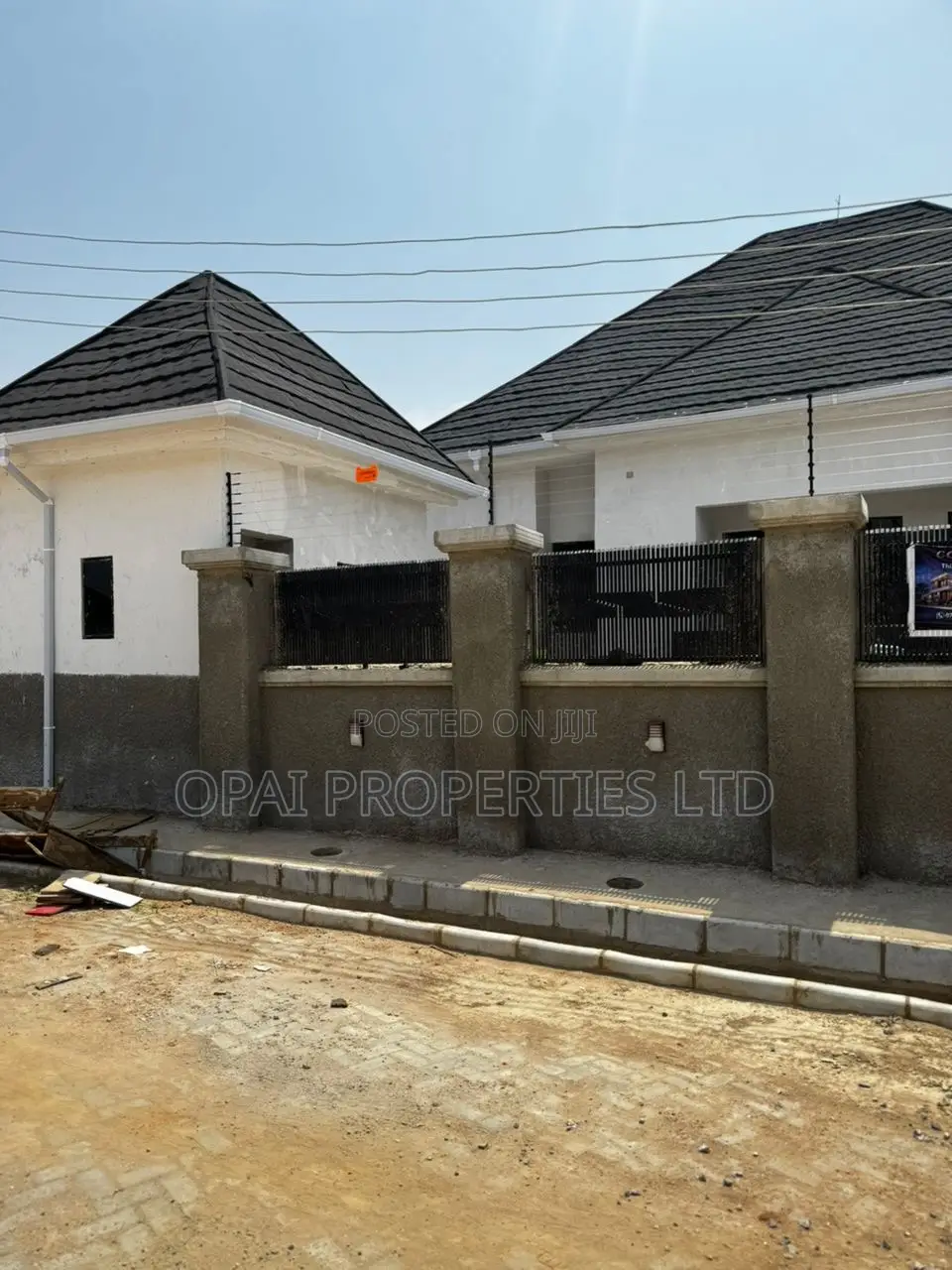 Furnished 5bdrm Bungalow in Efab Queens, Dape for sale in Dape