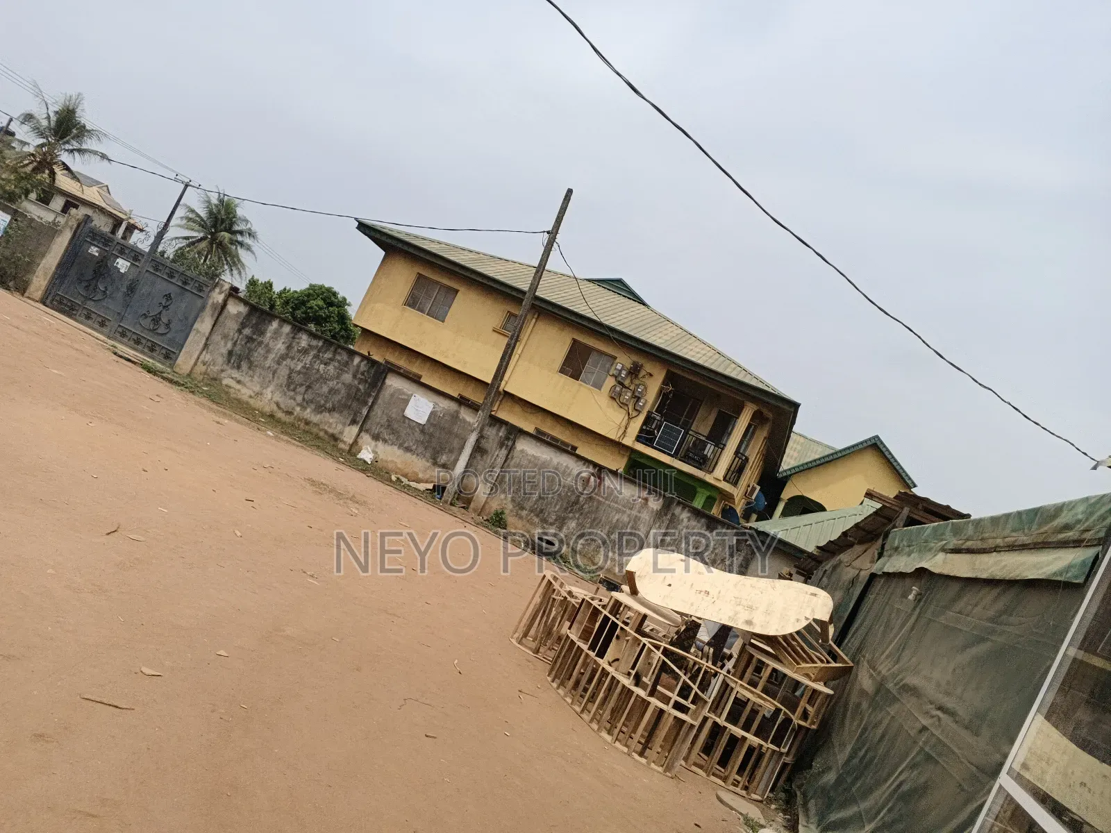 Iyawo Poo C of O in Igbogbo
