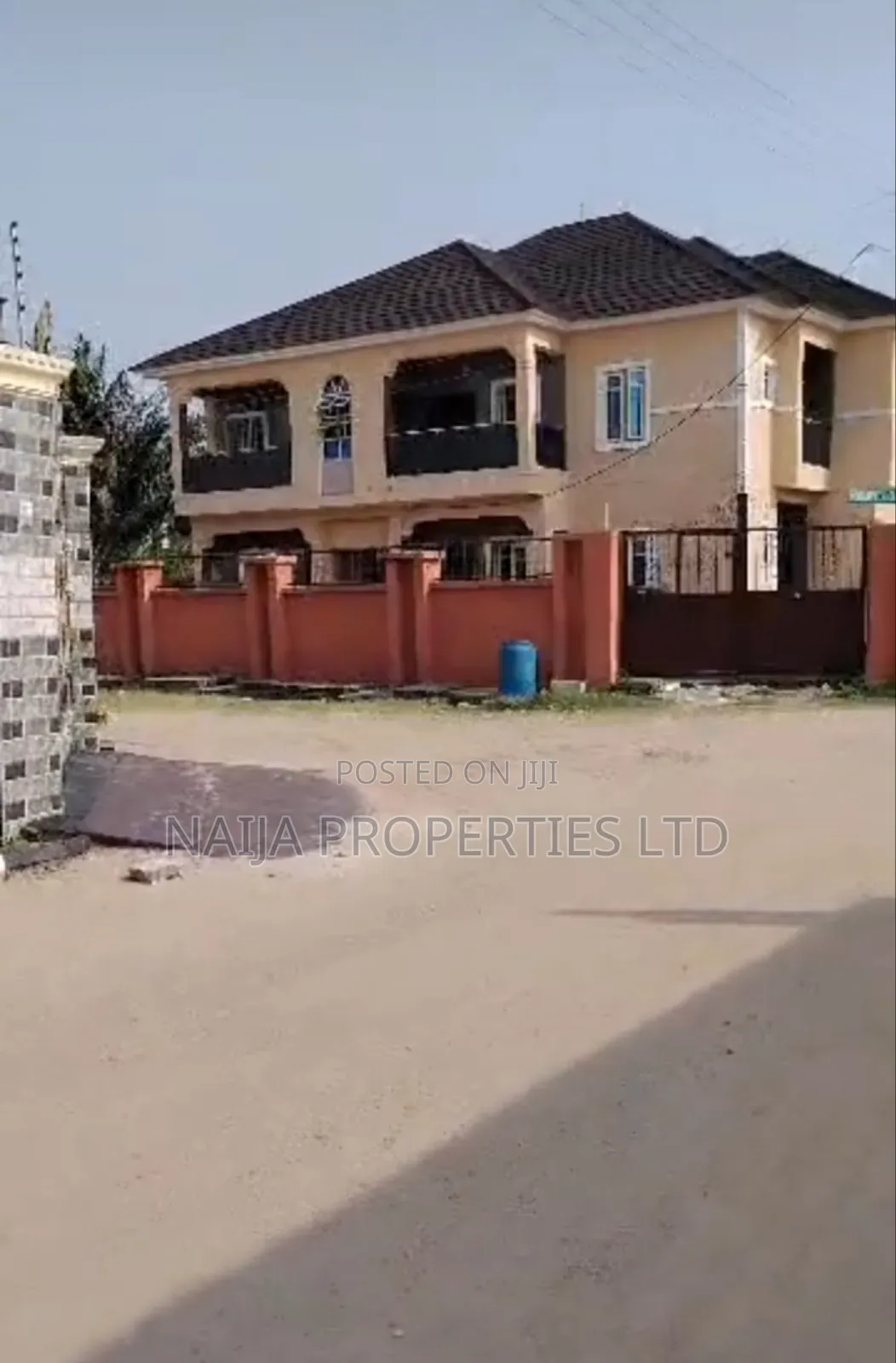 3bdrm Block of Flats in Gbetu, Awoyaya for sale in Awoyaya