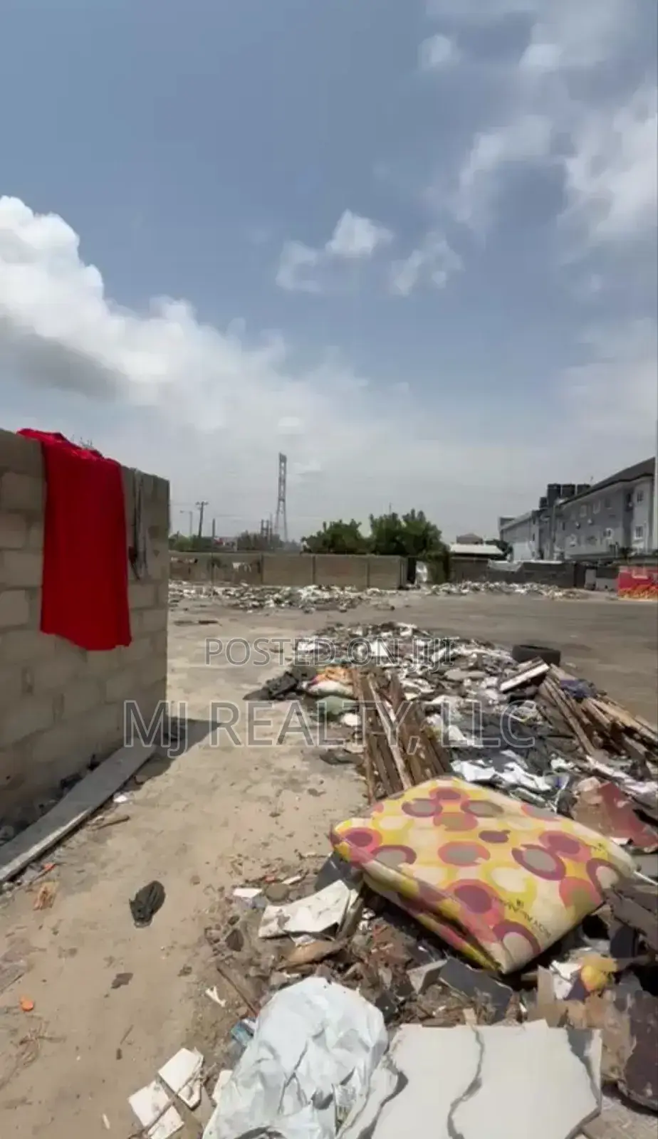 Jv: Bare Land in Lekki Phase 1 in Lekki Phase 1