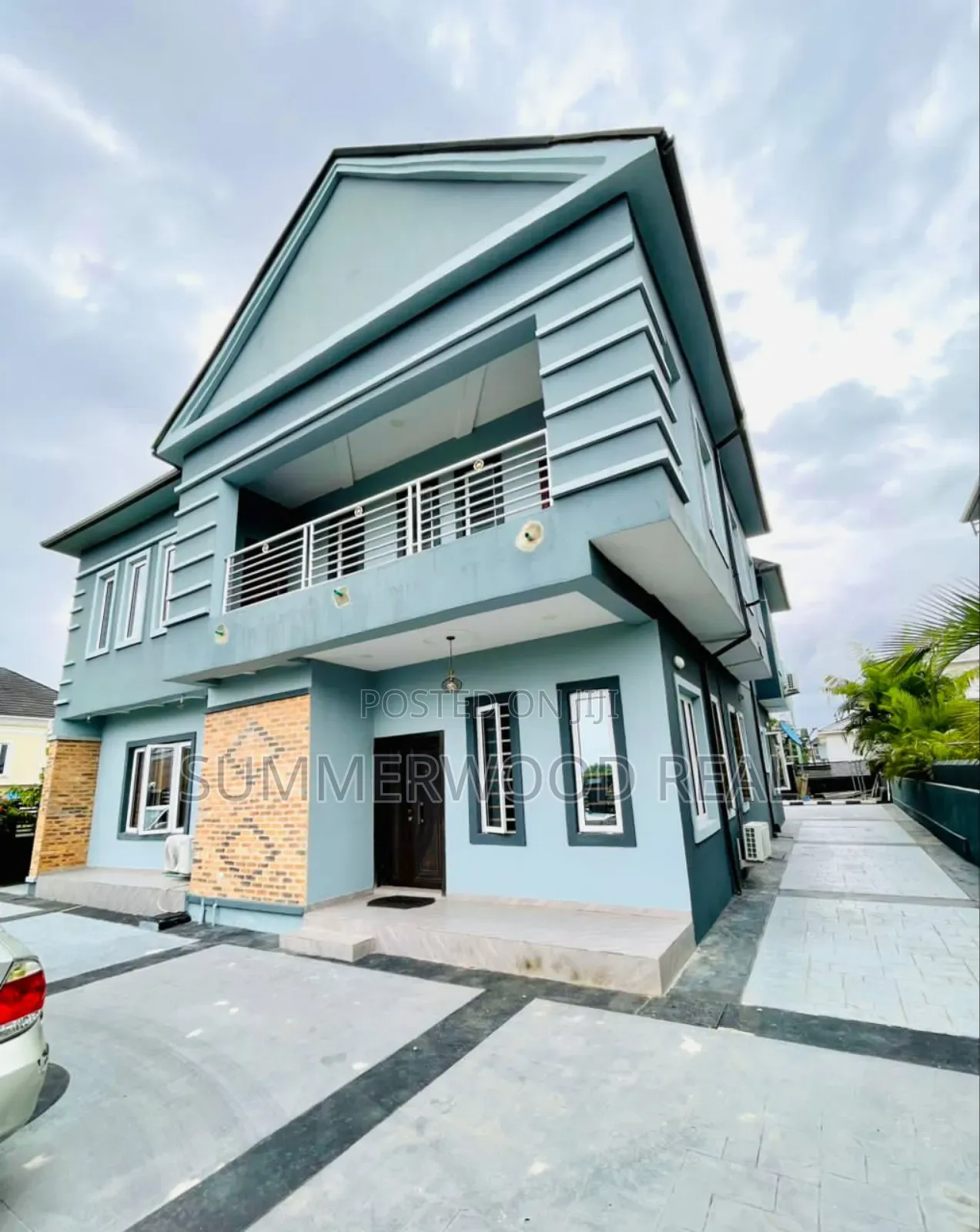 5bdrm Duplex in Monastery Road, Ajah for sale in Ajah