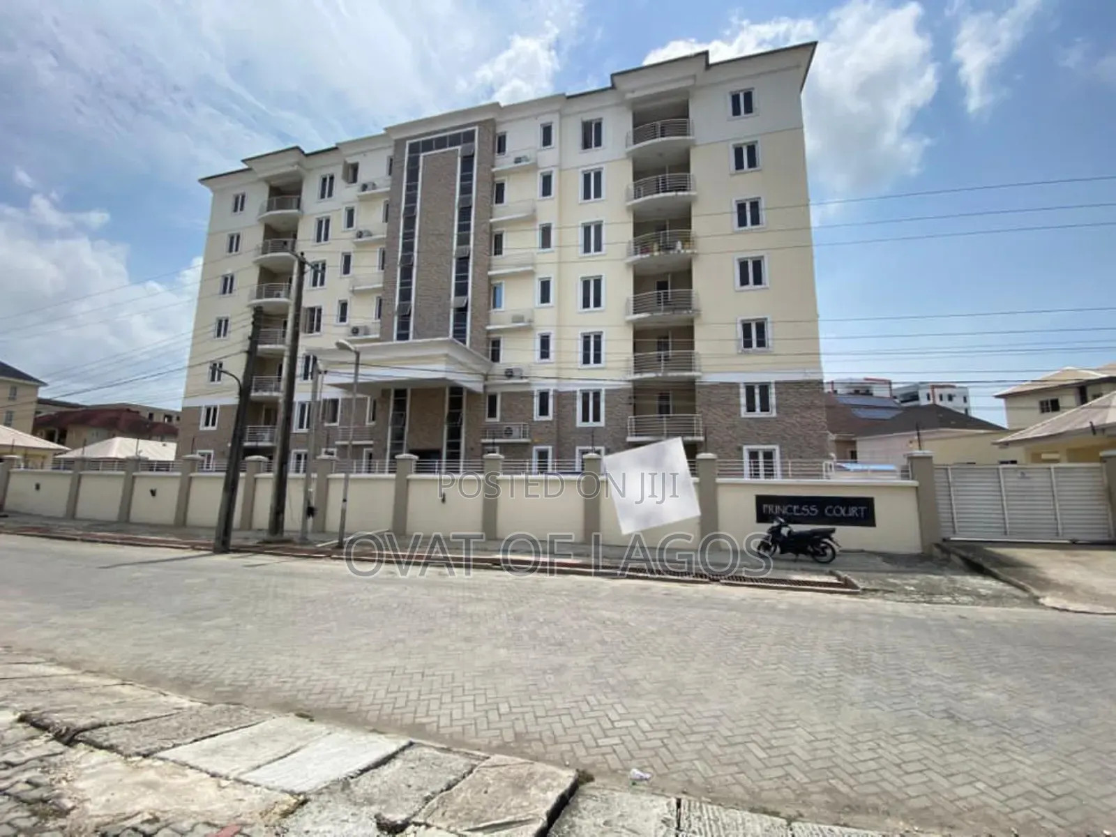 3bdrm Apartment in Lekki Phase 1 for rent in Lekki Phase 1