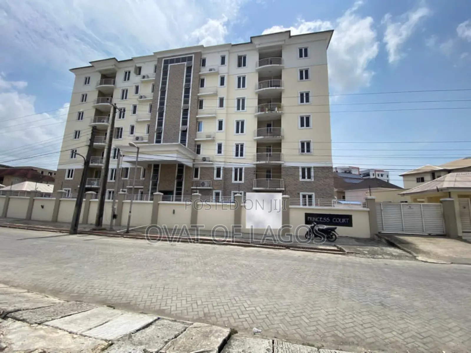 3bdrm Apartment in Lekki Phase 1 for rent in Lekki Phase 1