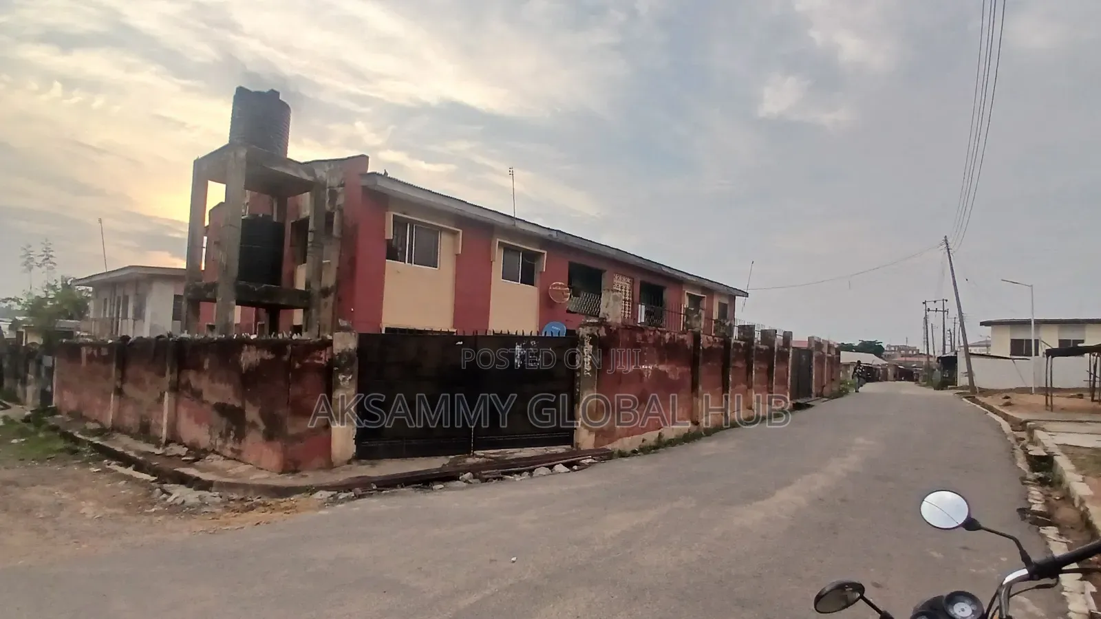 16bdrm Block of Flats in Orogun Estate, Ibadan for sale in Ibadan