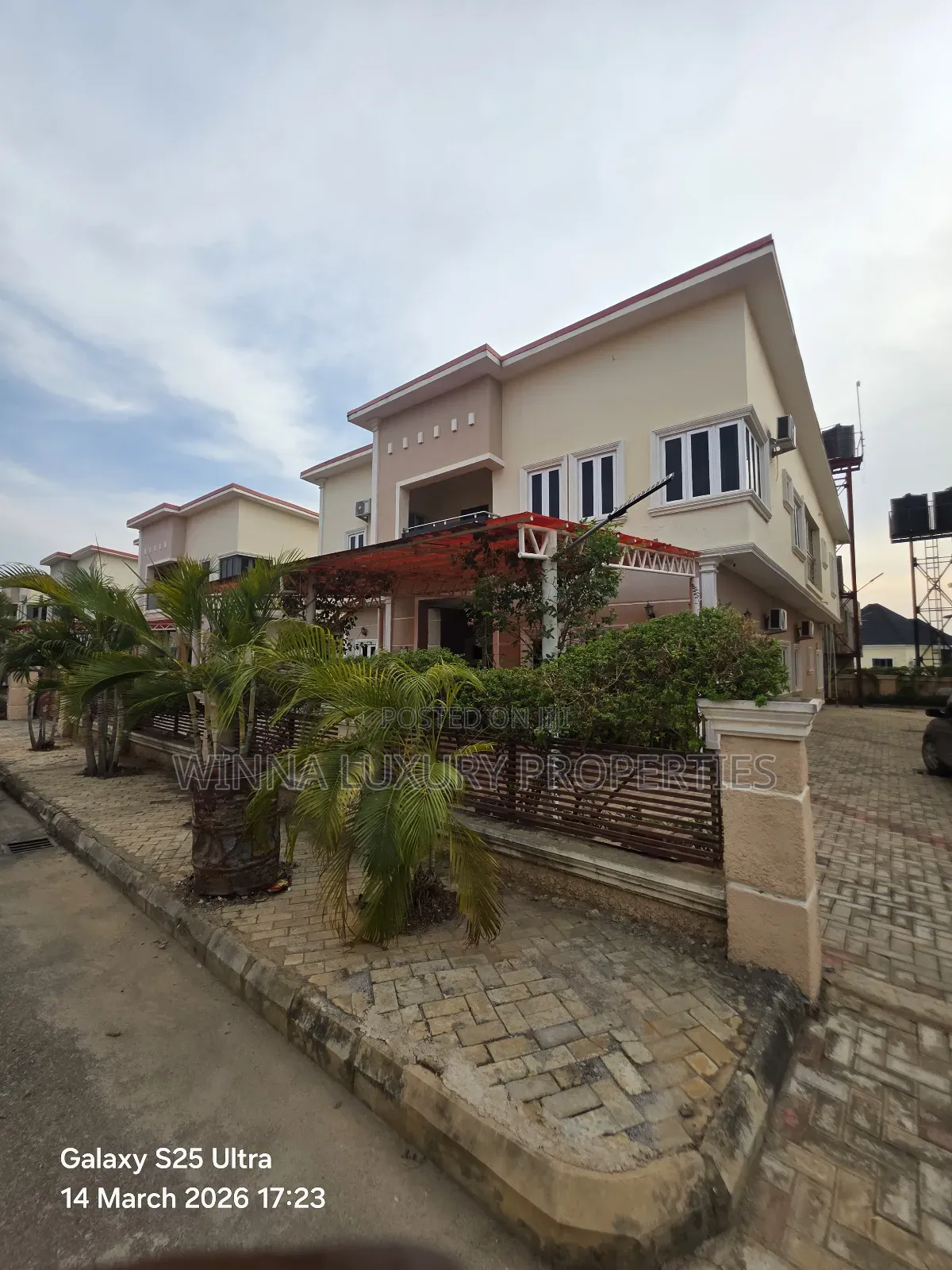 Furnished 11bdrm Duplex in Emerald Garden, Lugbe District for sale in Lugbe District