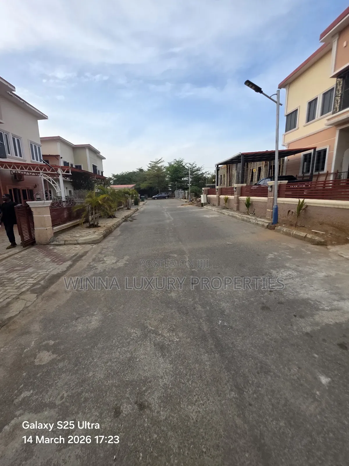 Furnished 11bdrm Duplex in Emerald Garden, Lugbe District for sale in Lugbe District