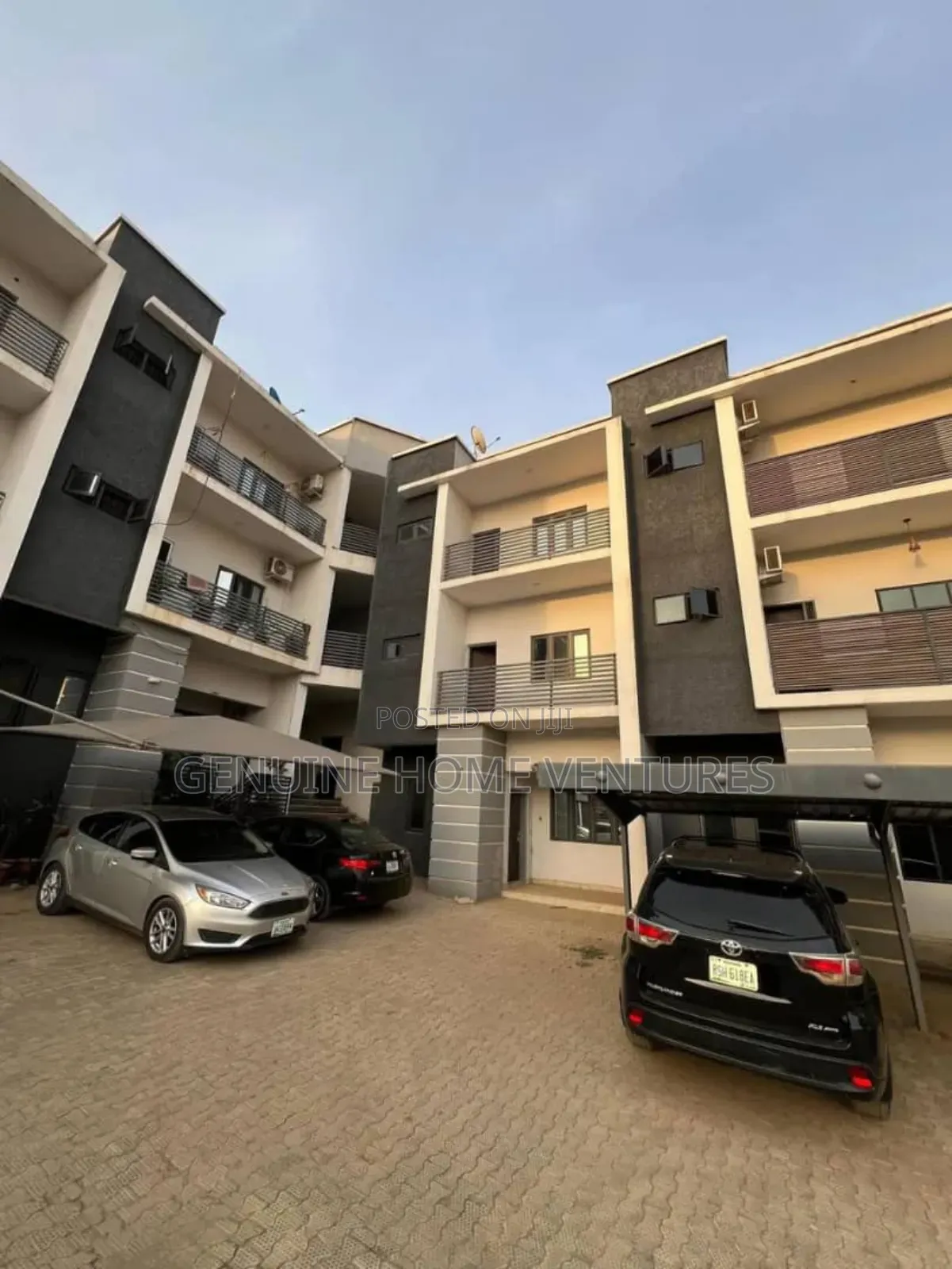 4bdrm Apartment in Gwarinpa, Life Camp for sale in Life Camp