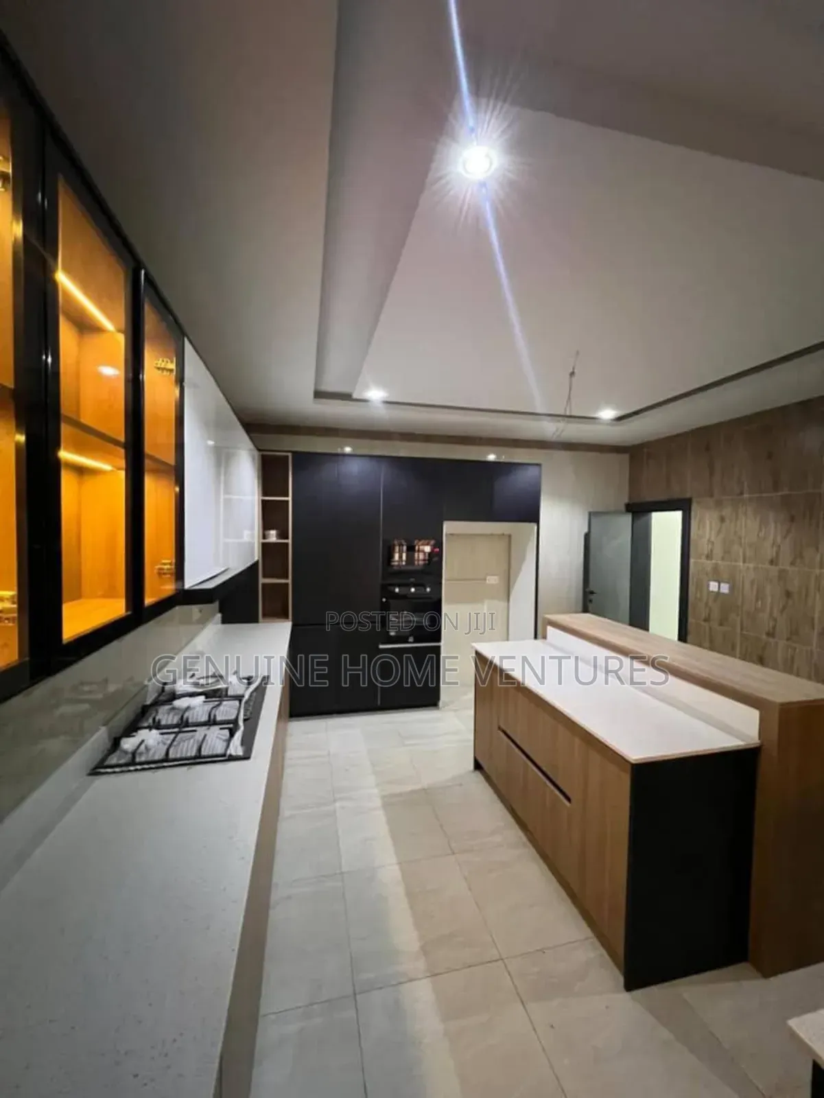 4bdrm Apartment in Gwarinpa, Life Camp for sale in Life Camp