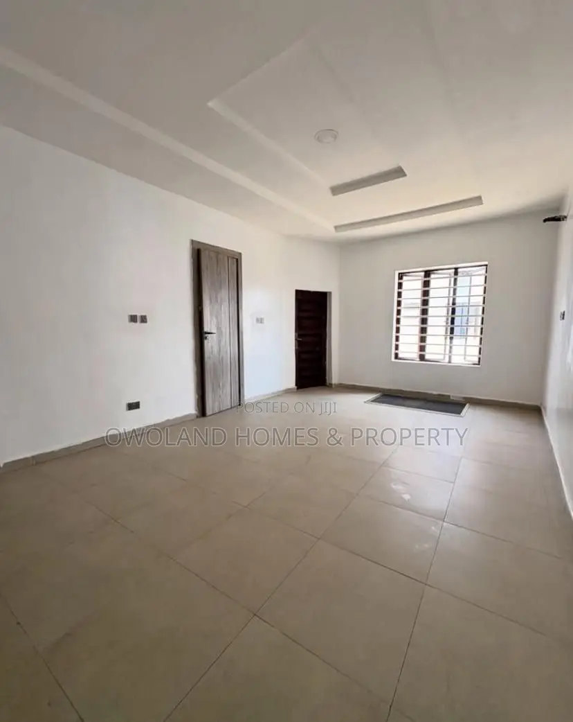 2bdrm Townhouse / Terrace in Orchid Estate, Ikota for rent in Ikota