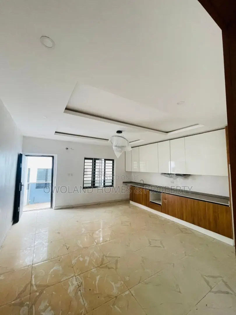 Mini Flat in Orchid Road Lekki, Ikota for rent in Ikota