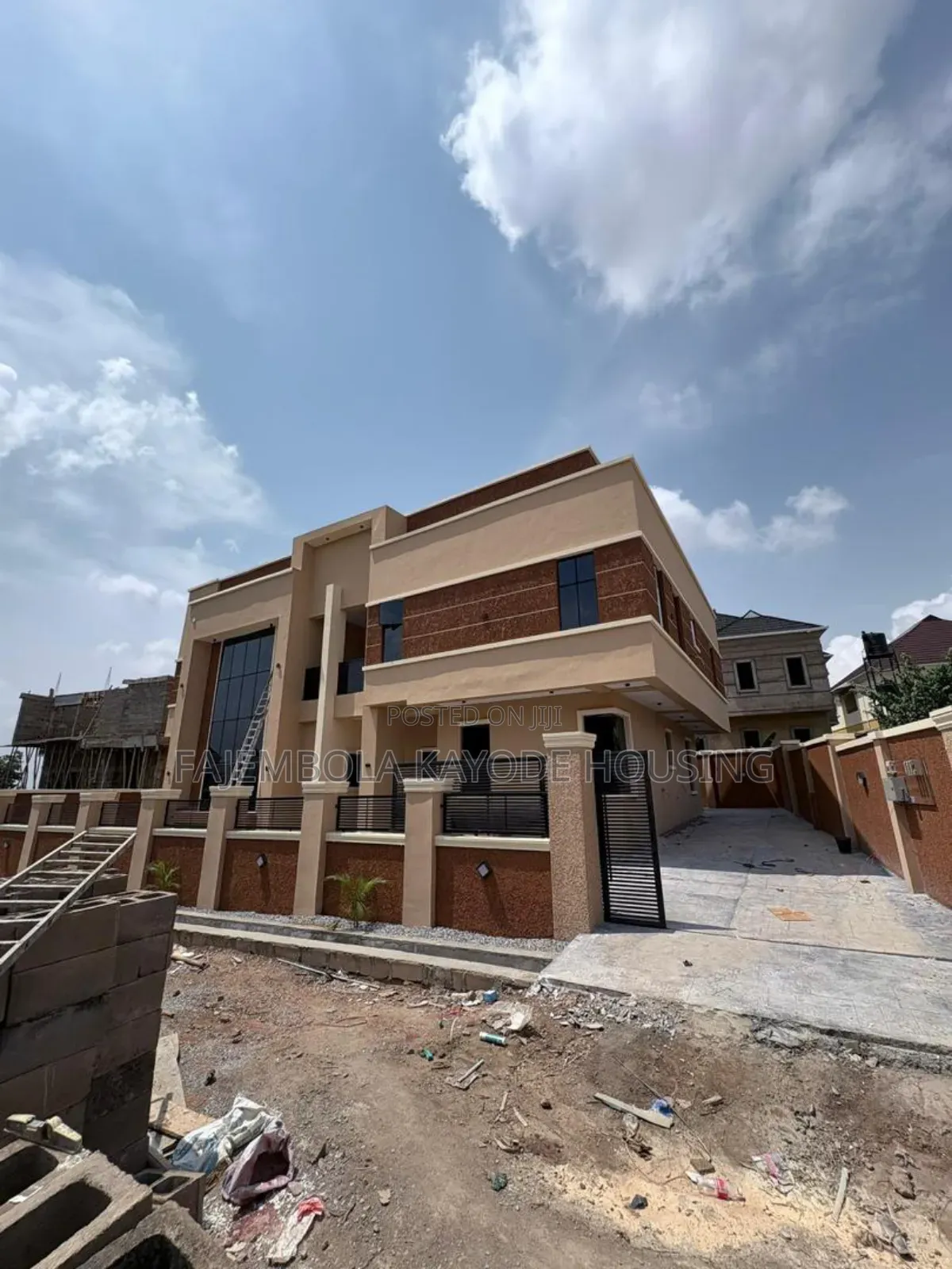 4bdrm Duplex in Carlton Gate Estate, Ibadan for sale in Ibadan