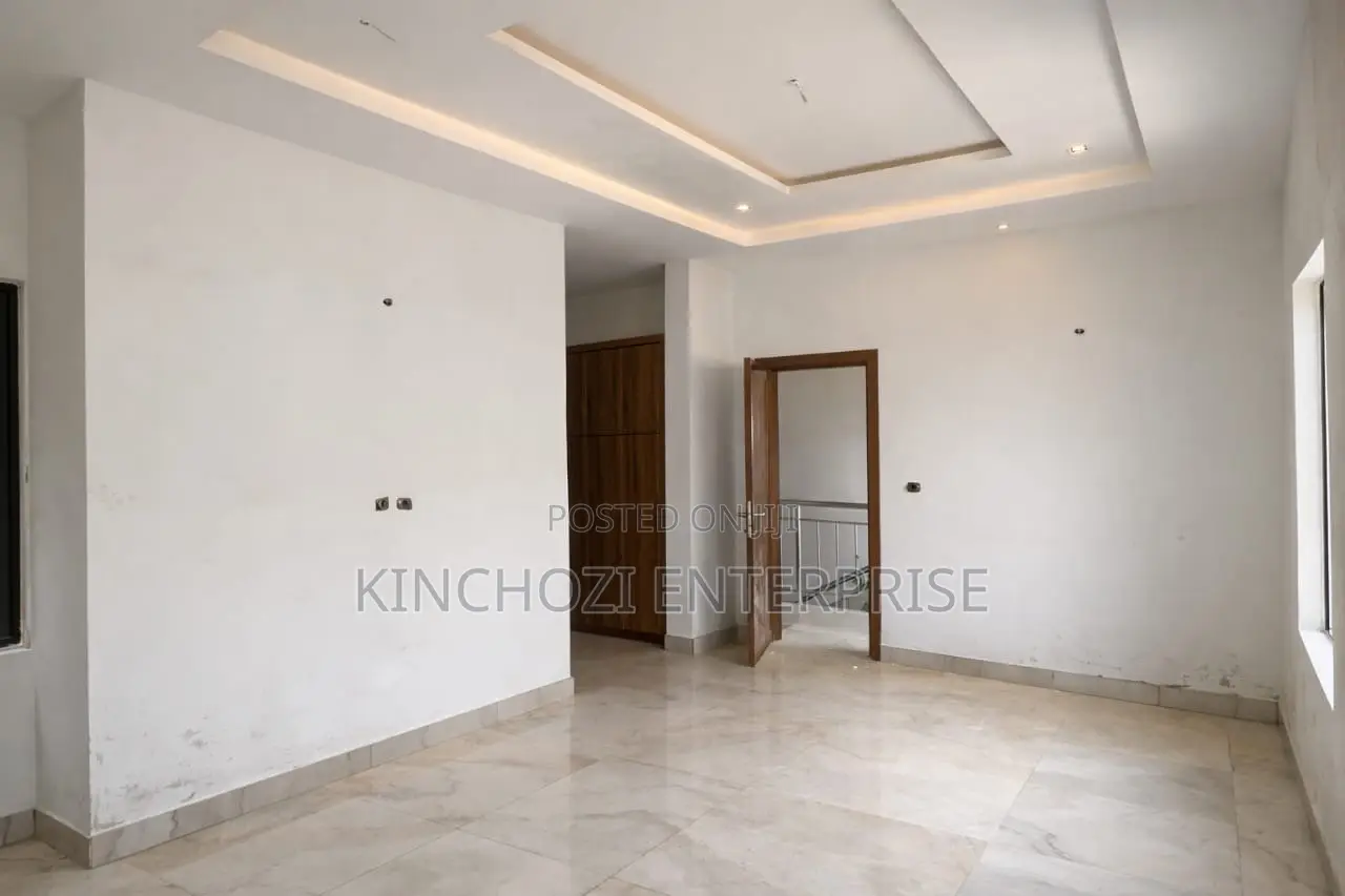 3bdrm Duplex in Rockvale Manors, Zone B for rent in Zone B