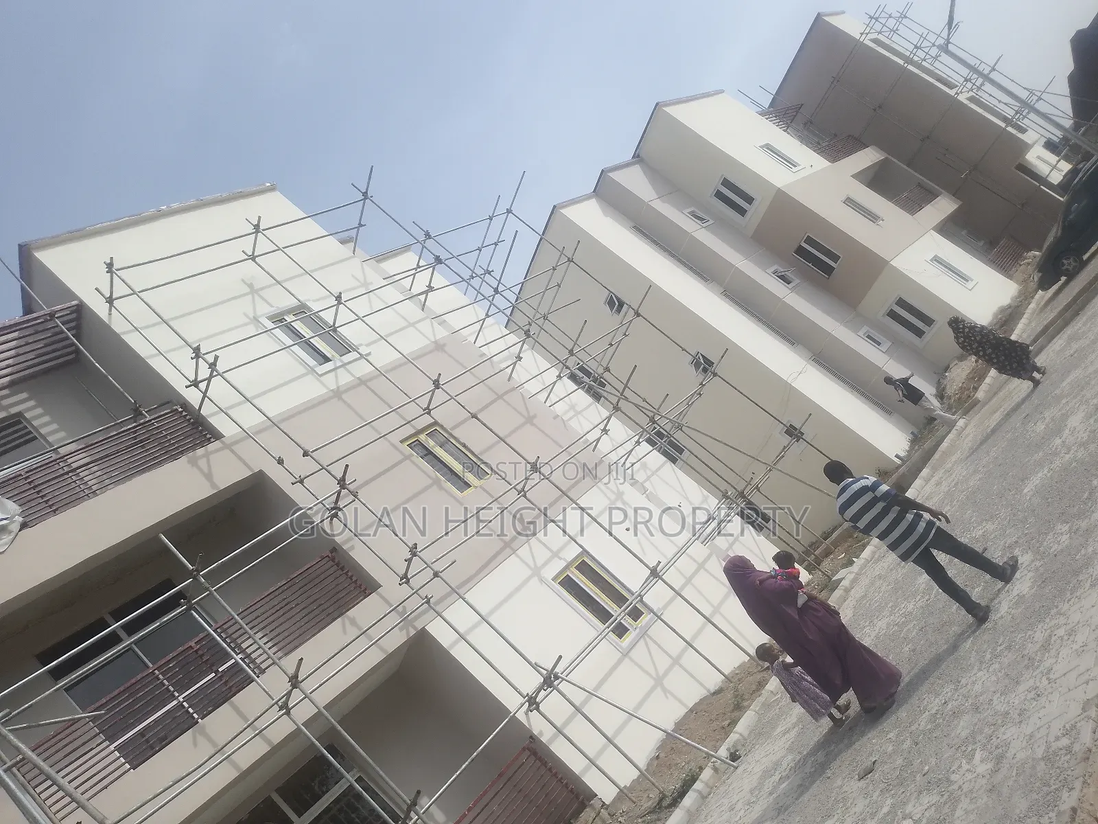 3bdrm Block of Flats in Gwarinpa - Karsana for sale in Gwarinpa