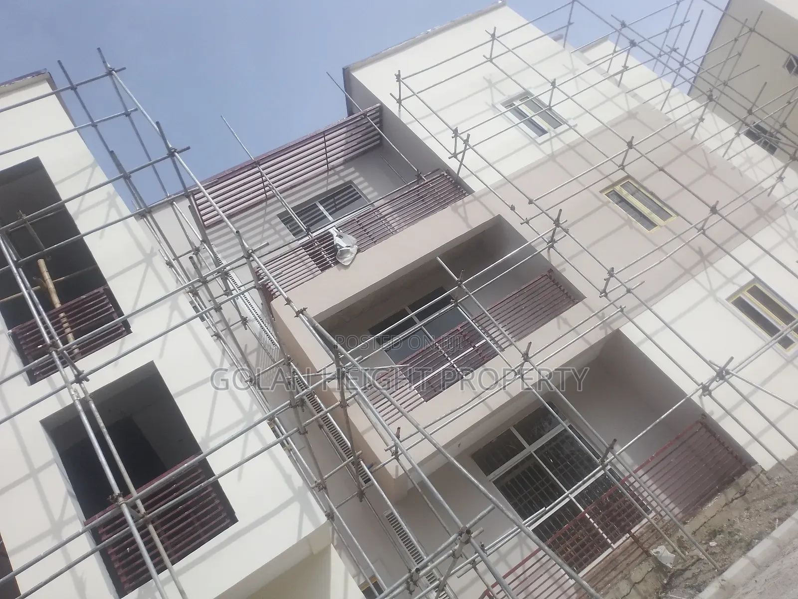 3bdrm Block of Flats in Gwarinpa - Karsana for sale in Gwarinpa