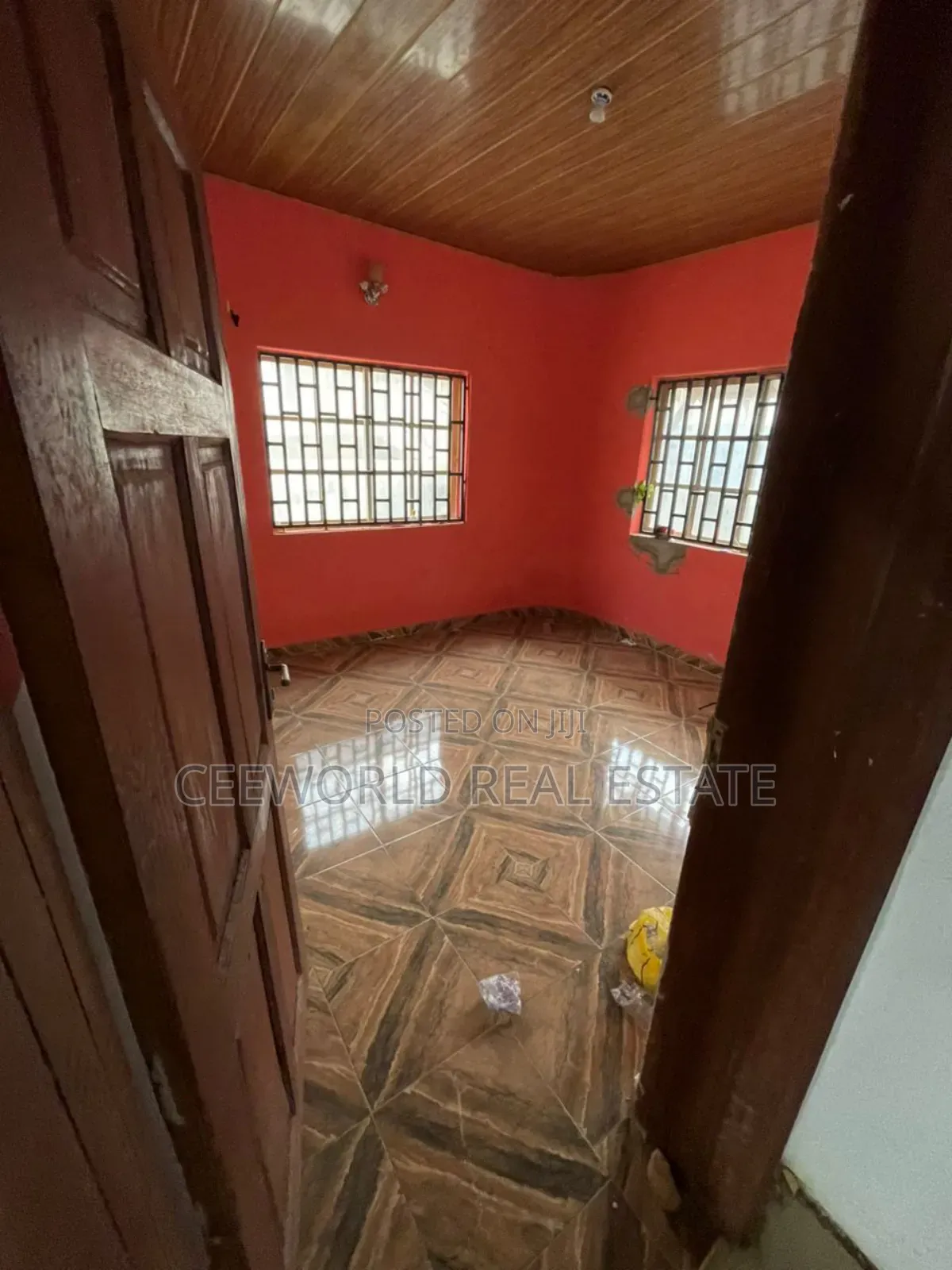 3bdrm Bungalow in Isokan Estate Akobo for rent in Akobo