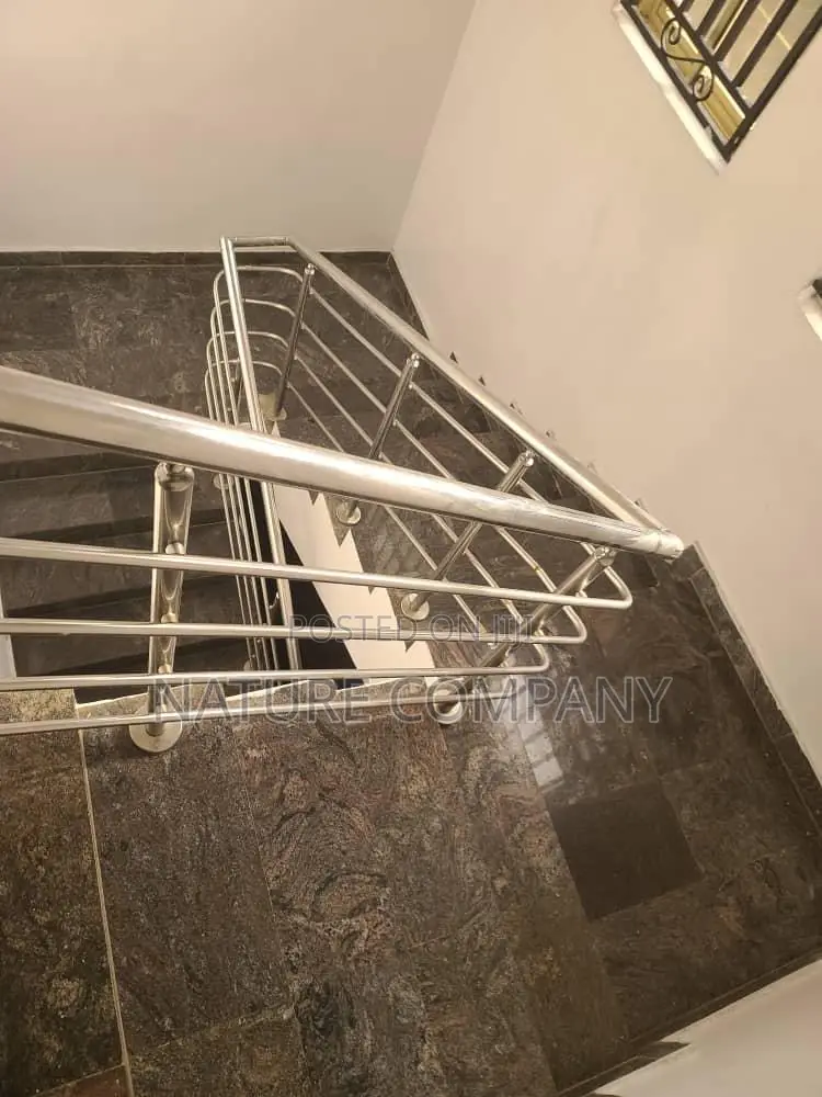 5bdrm Duplex in Magodo 2 for rent in Magodo