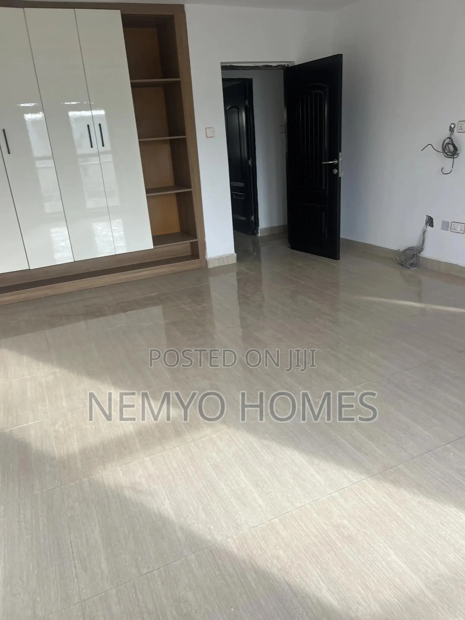 4bdrm Duplex in Gaduwa for sale in Gaduwa