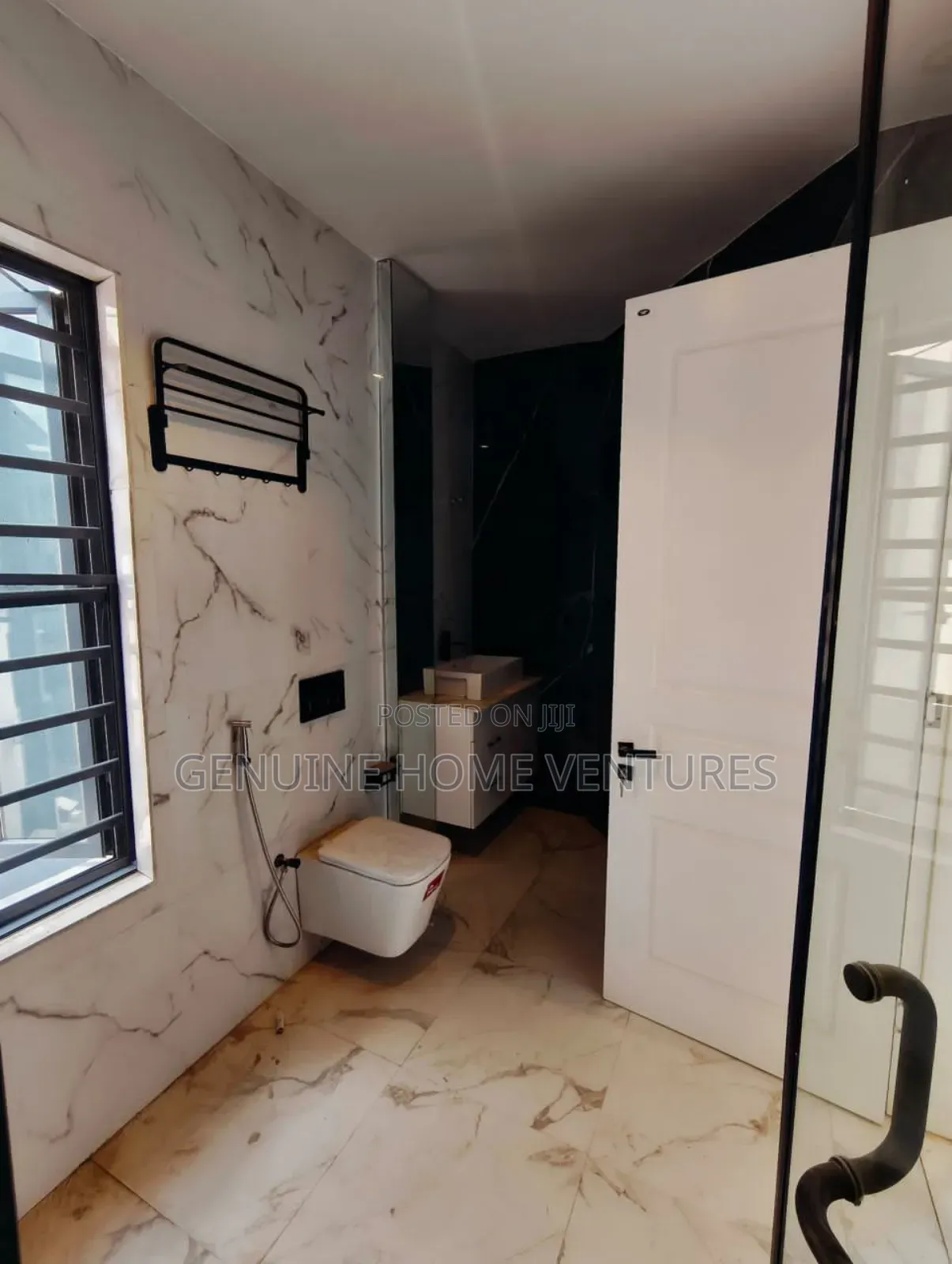 5bdrm Duplex in Ikeja for sale in Ikeja