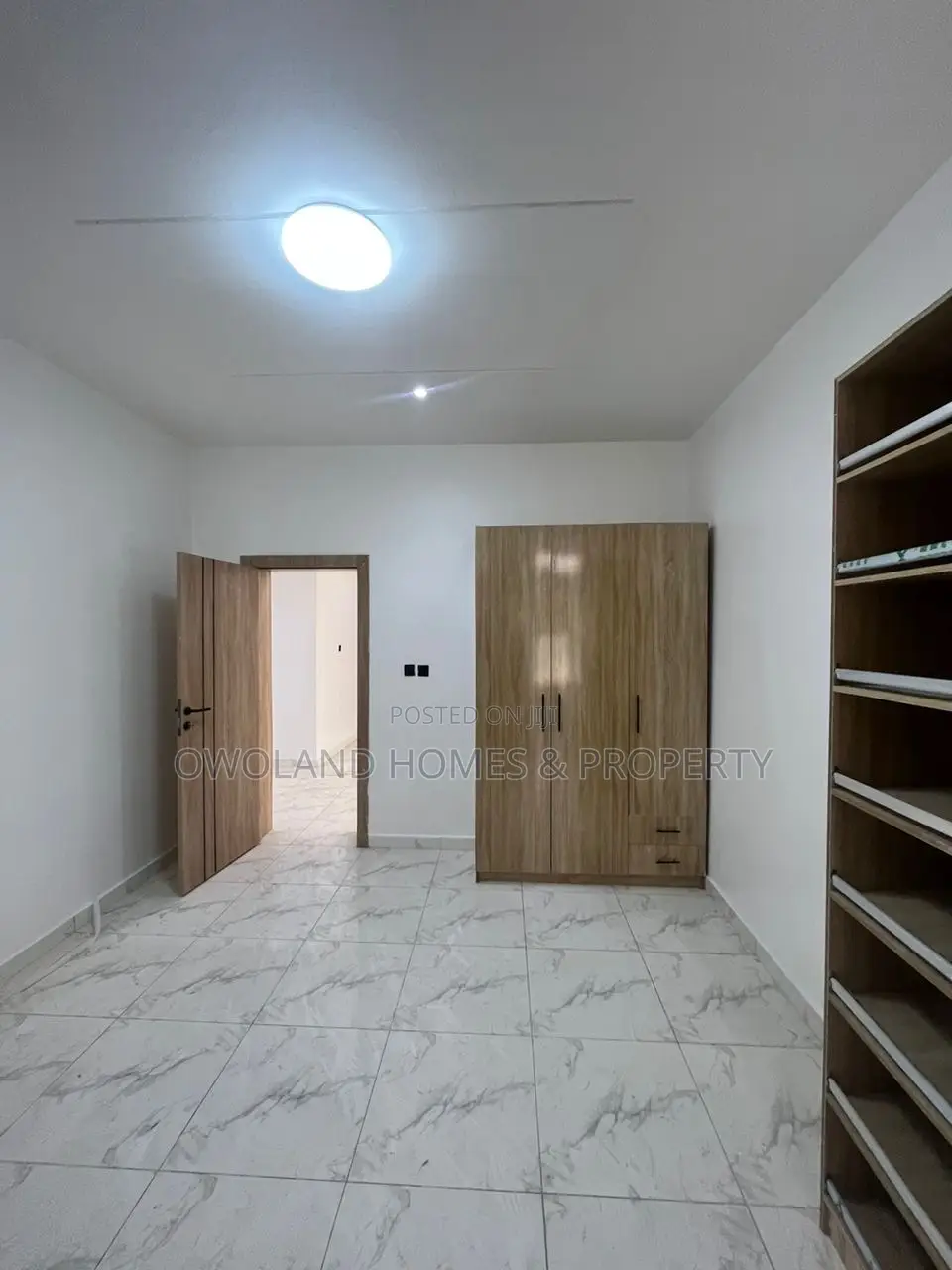 2bdrm Block of Flats in Ologolo Estate for rent in Ologolo