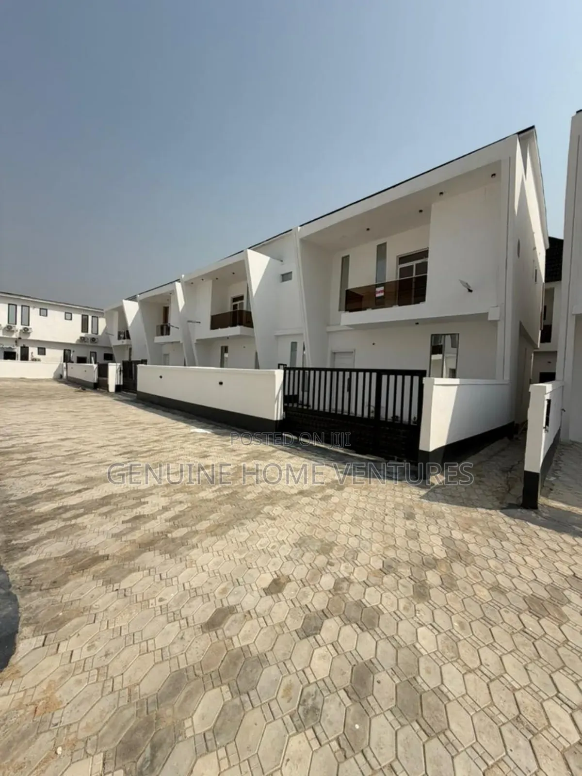 Furnished 4bdrm Duplex in Ikota for sale in Ikota