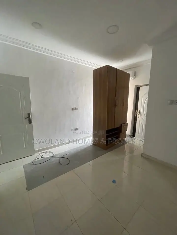 2bdrm Block of Flats in Estate, Ikota for rent in Ikota