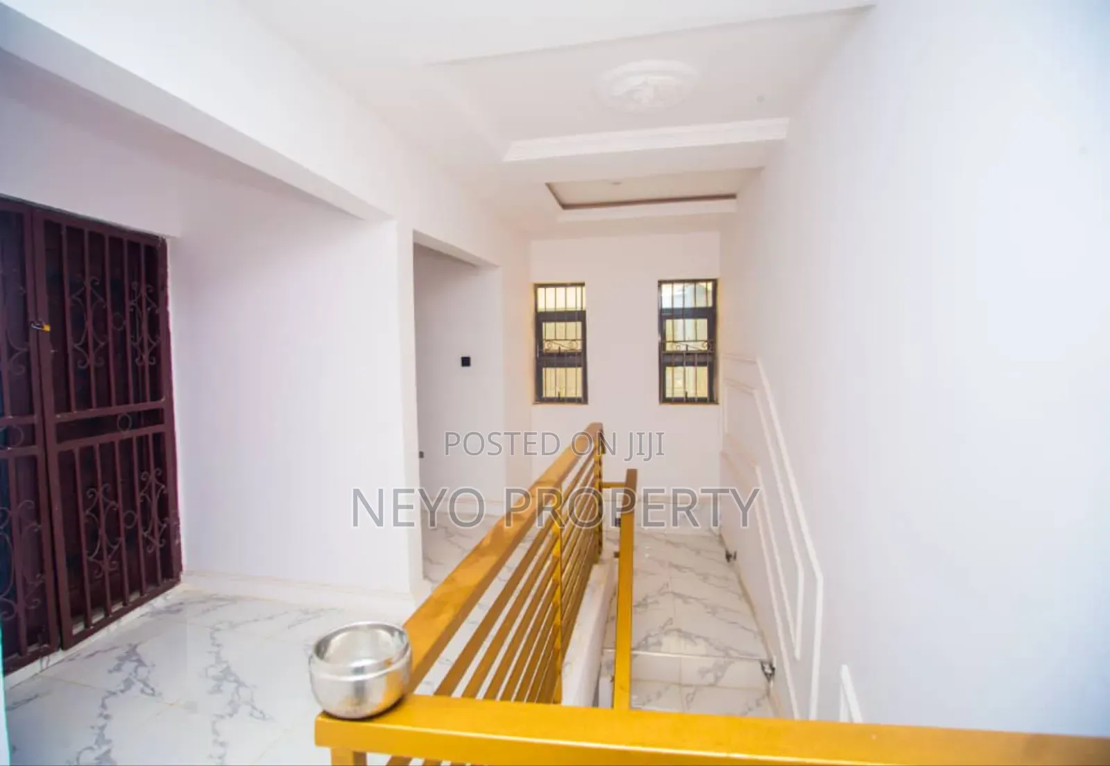 2bdrm Block of Flats in Selewu Estate, Igbogbo for sale in Igbogbo