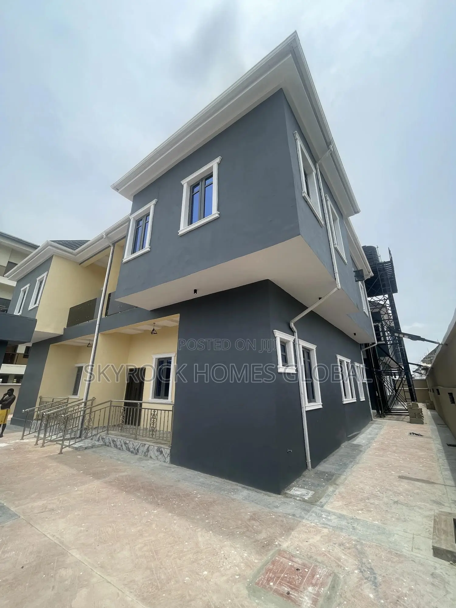 4bdrm Duplex in Abraham Adesanya Estate for rent in Abraham Adesanya Estate