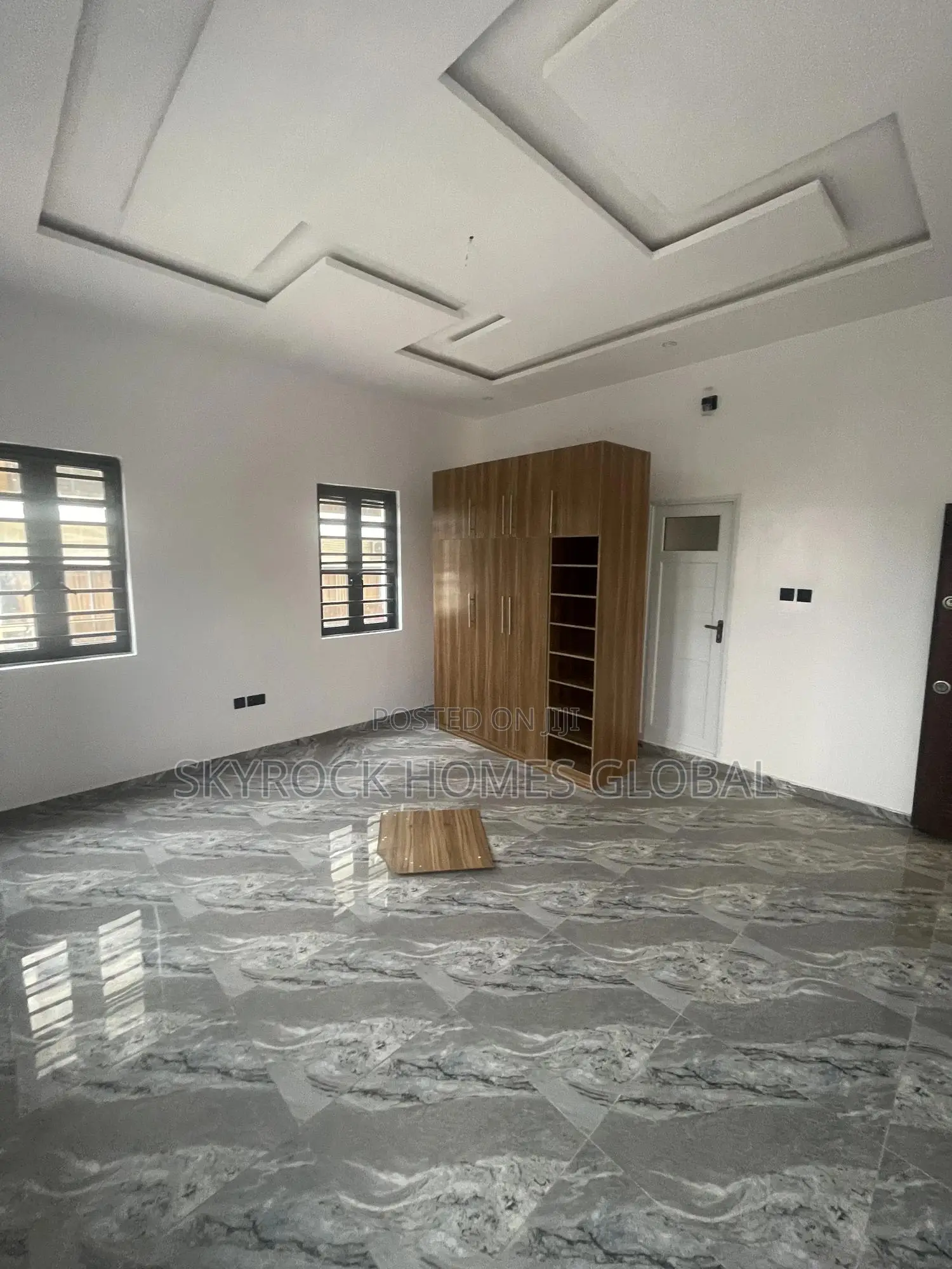 4bdrm Duplex in Abraham Adesanya Estate for rent in Abraham Adesanya Estate