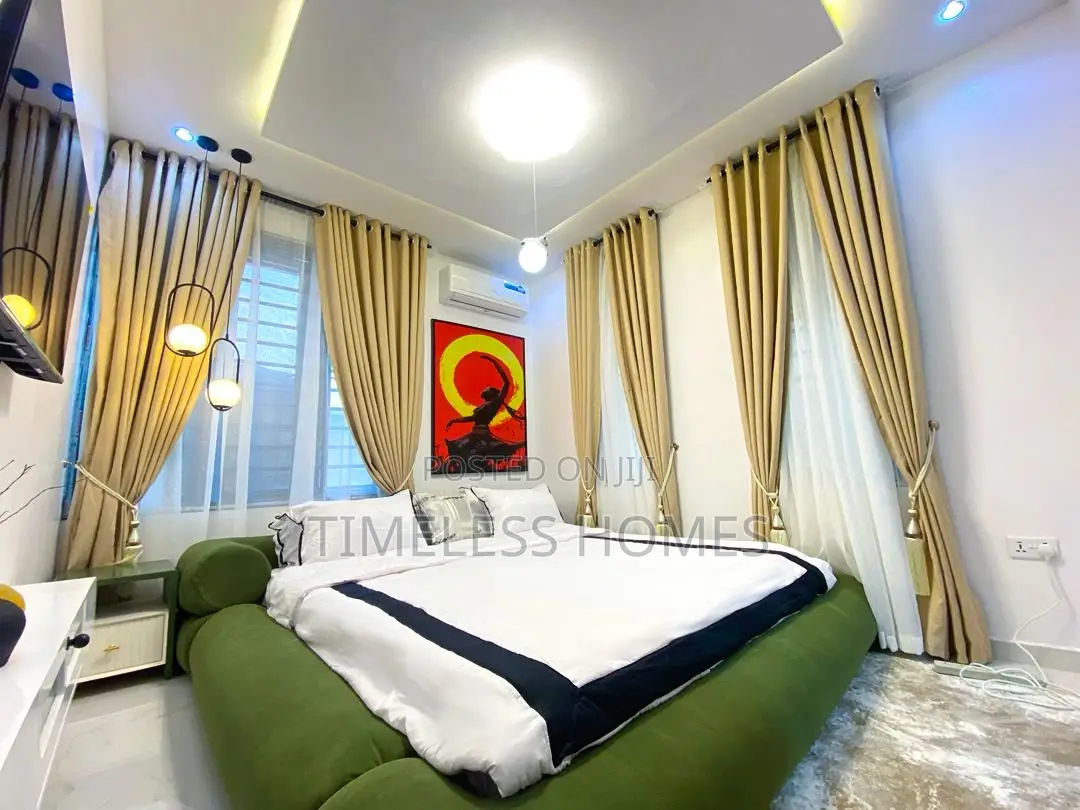 Fresh, Sleek and Luxury 2bedroom Lekki Conservation in Lekki