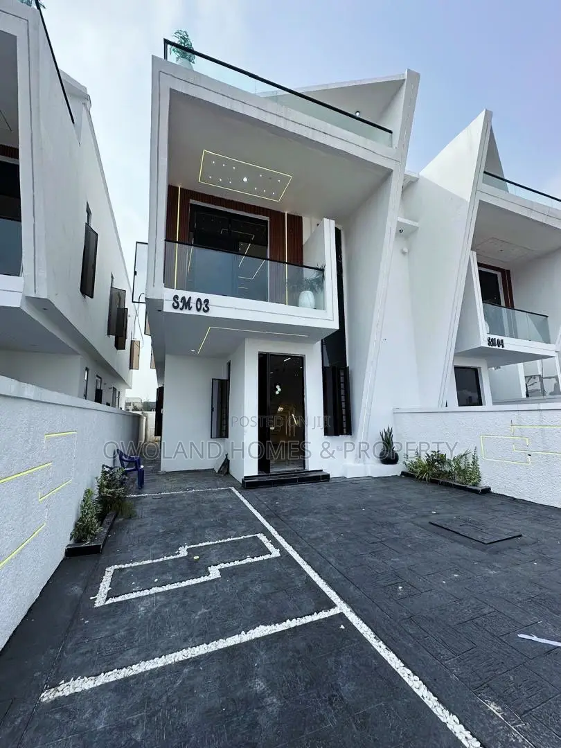 4bdrm Duplex in Ikota Lekki Lagos for sale in Ikota